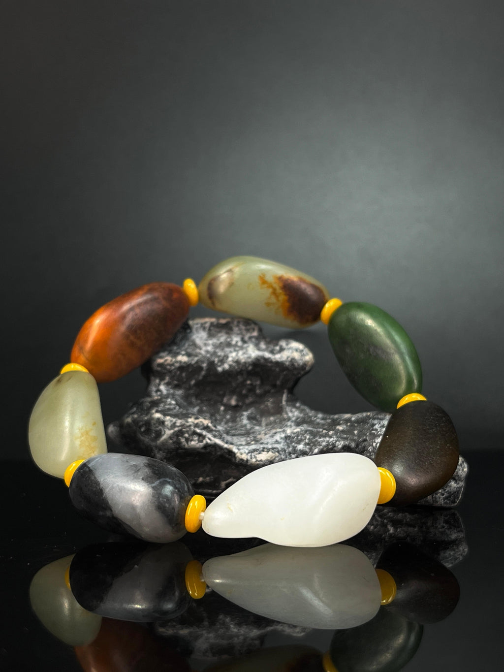 新疆和田玉籽料原石多宝手串（yc235690）