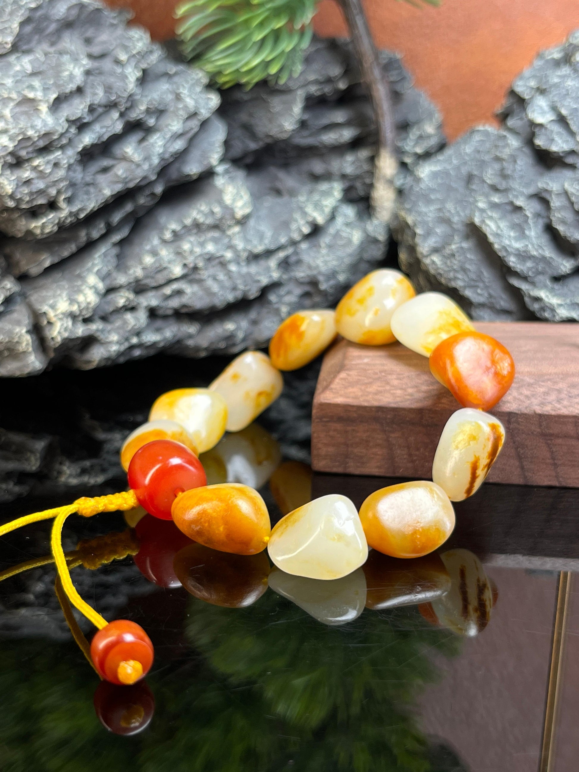 收藏级孤品新疆和田玉籽料原石手串原皮原籽无修（yc229183）