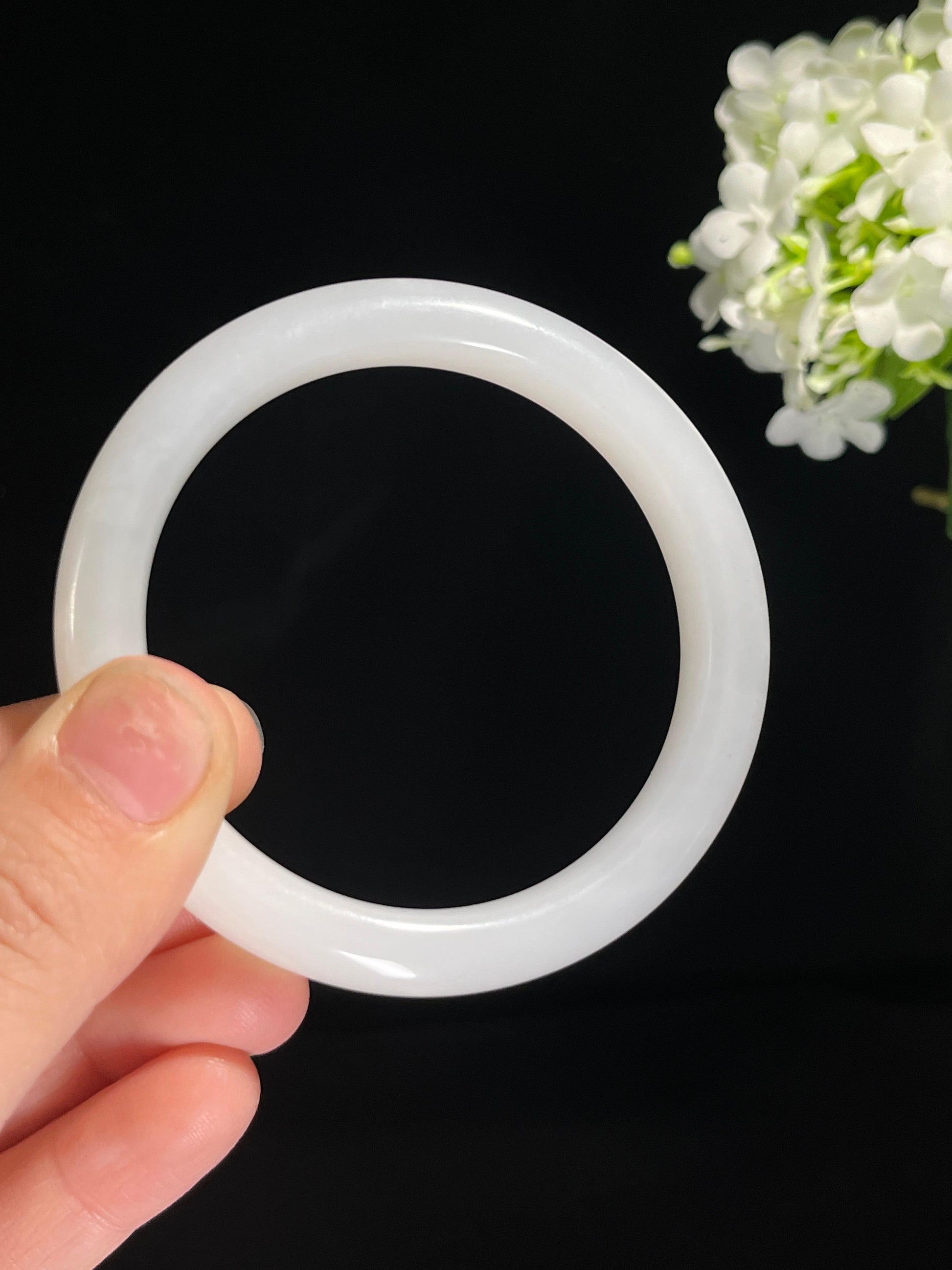 新疆天然和田玉羊脂白玉手镯精品7（卡58）（yc258376）