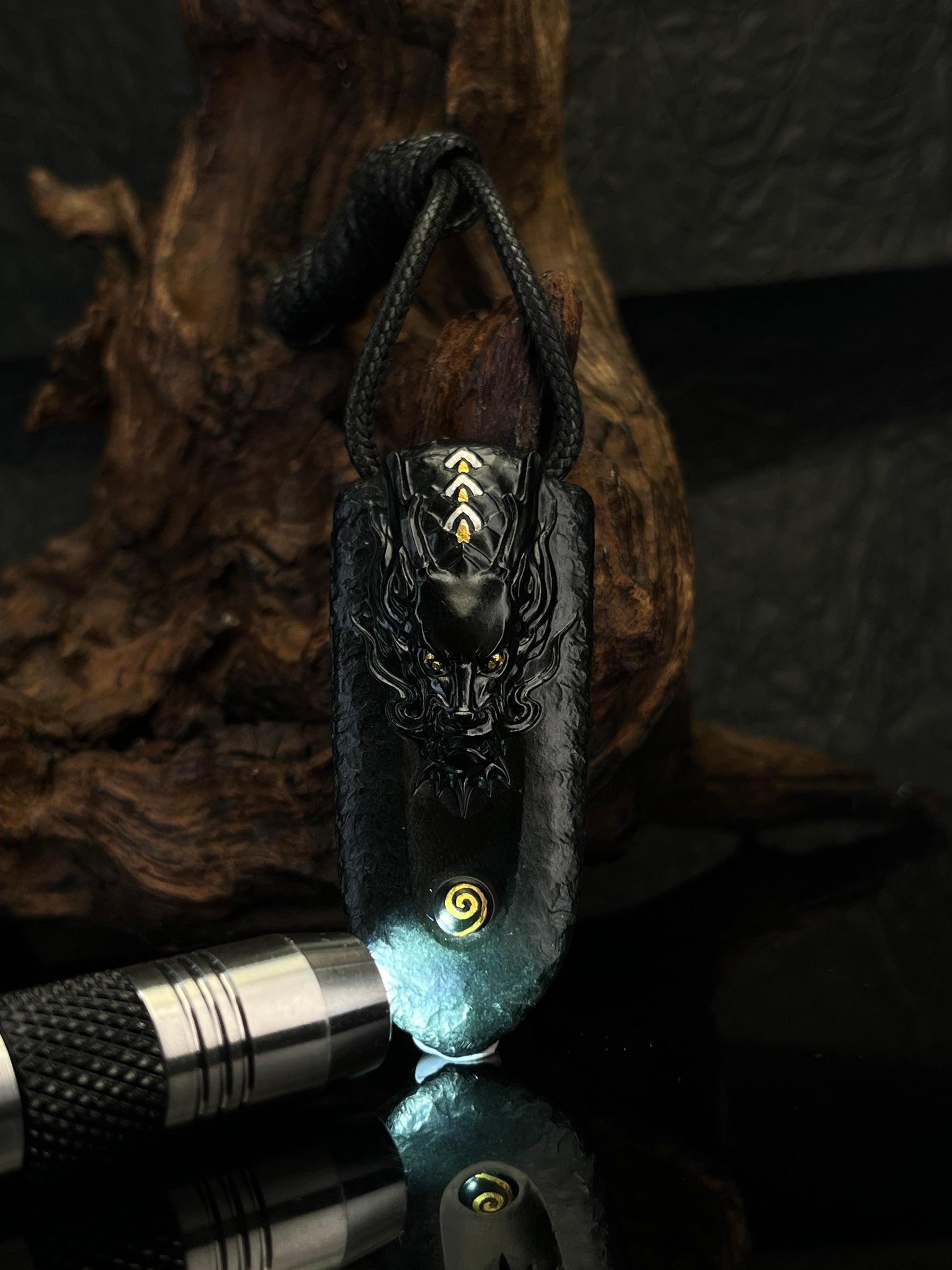 新疆和田玉黑青龙头吊坠（yc226338）