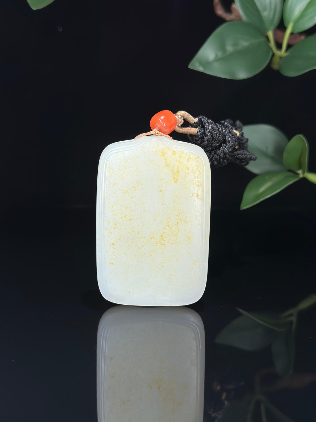 收藏级新疆和田玉羊脂白玉洒金皮籽料无事牌（yc740667）