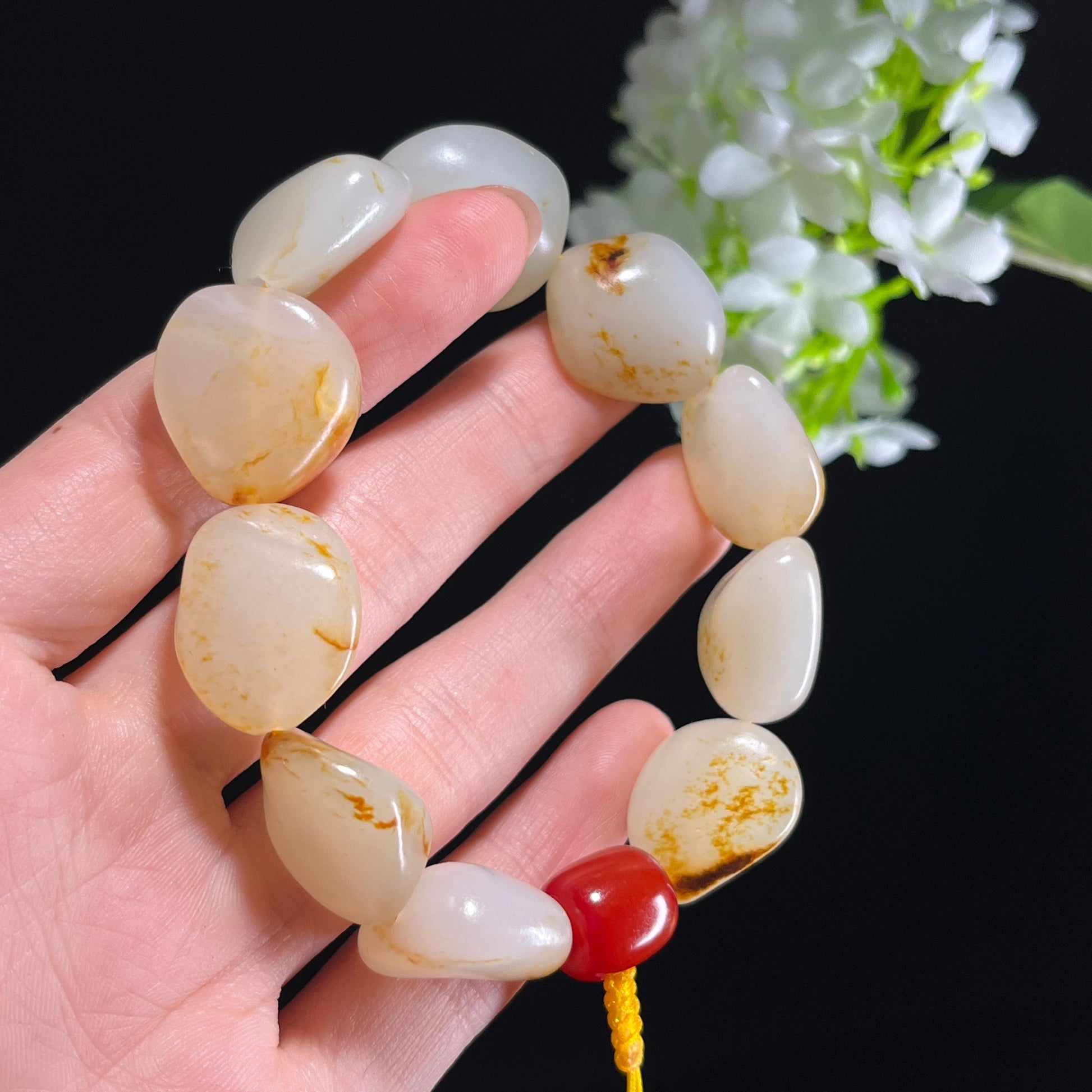和田玉白玉洒金皮红皮籽料原籽手串（yc347507）