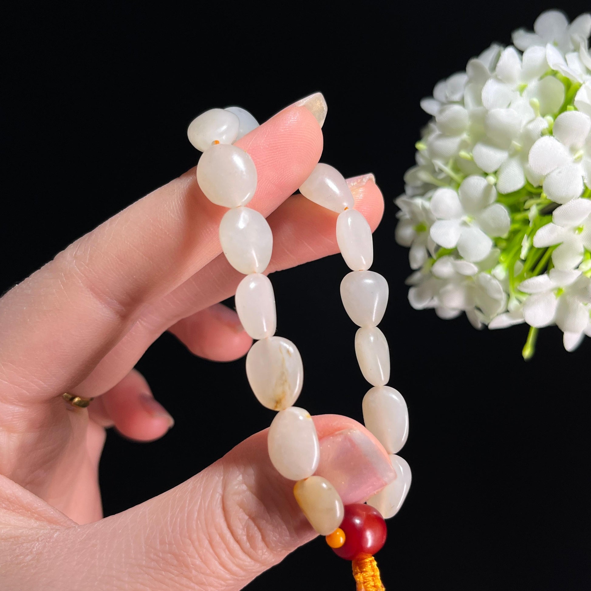 和田玉白玉洒金皮籽料原籽手串（yc332457）