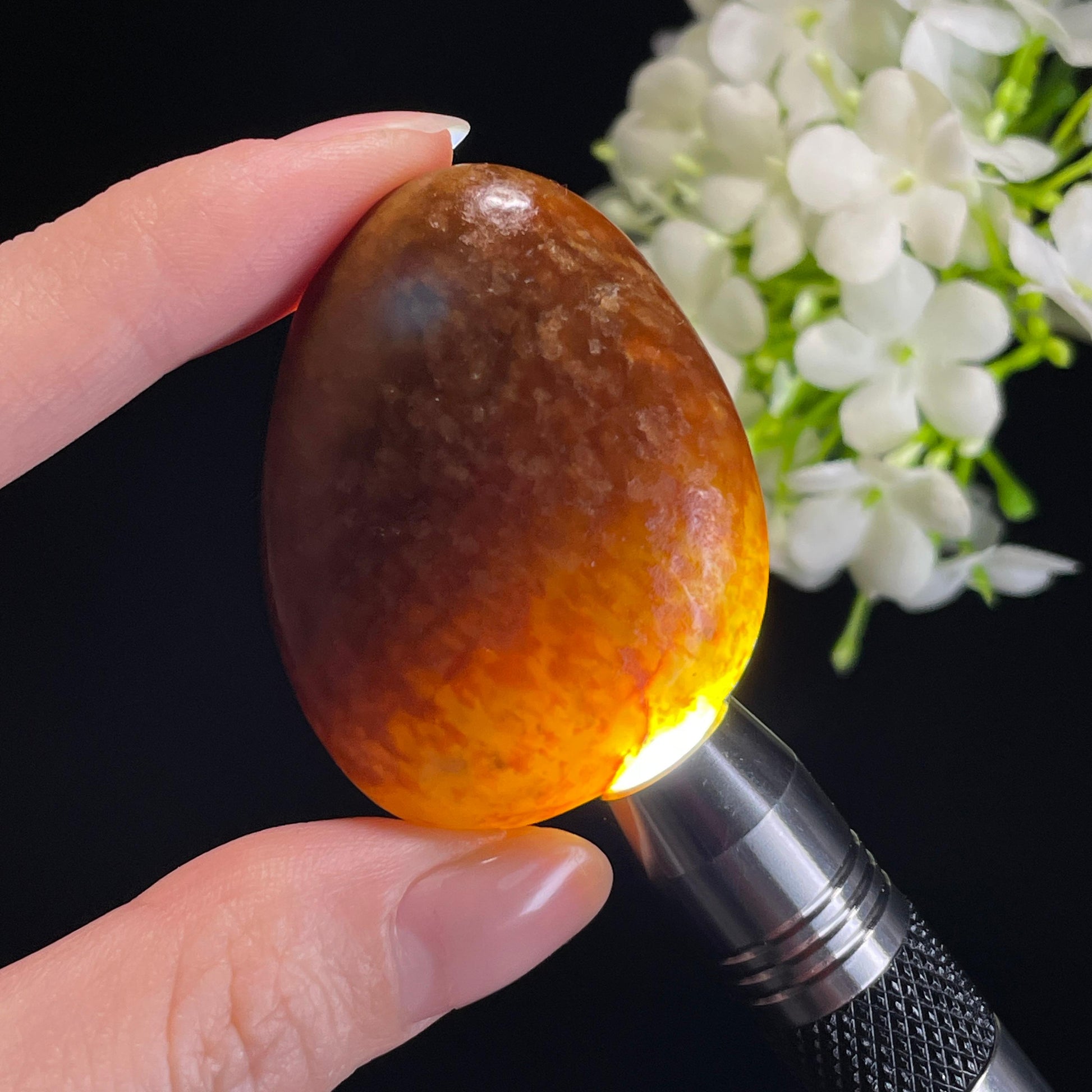 和田玉“赤星凝霜”红沁籽料（yc337285）