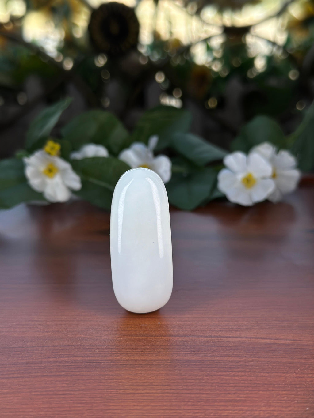 和田玉糖白蝶恋花俏色雕挂件（yc707321）