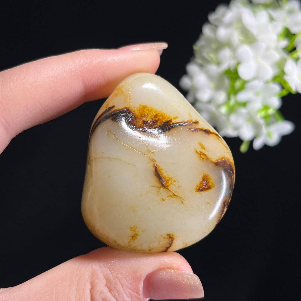 和田玉白玉“金缕疏影”黑皮秋梨皮籽料（yc367882）
