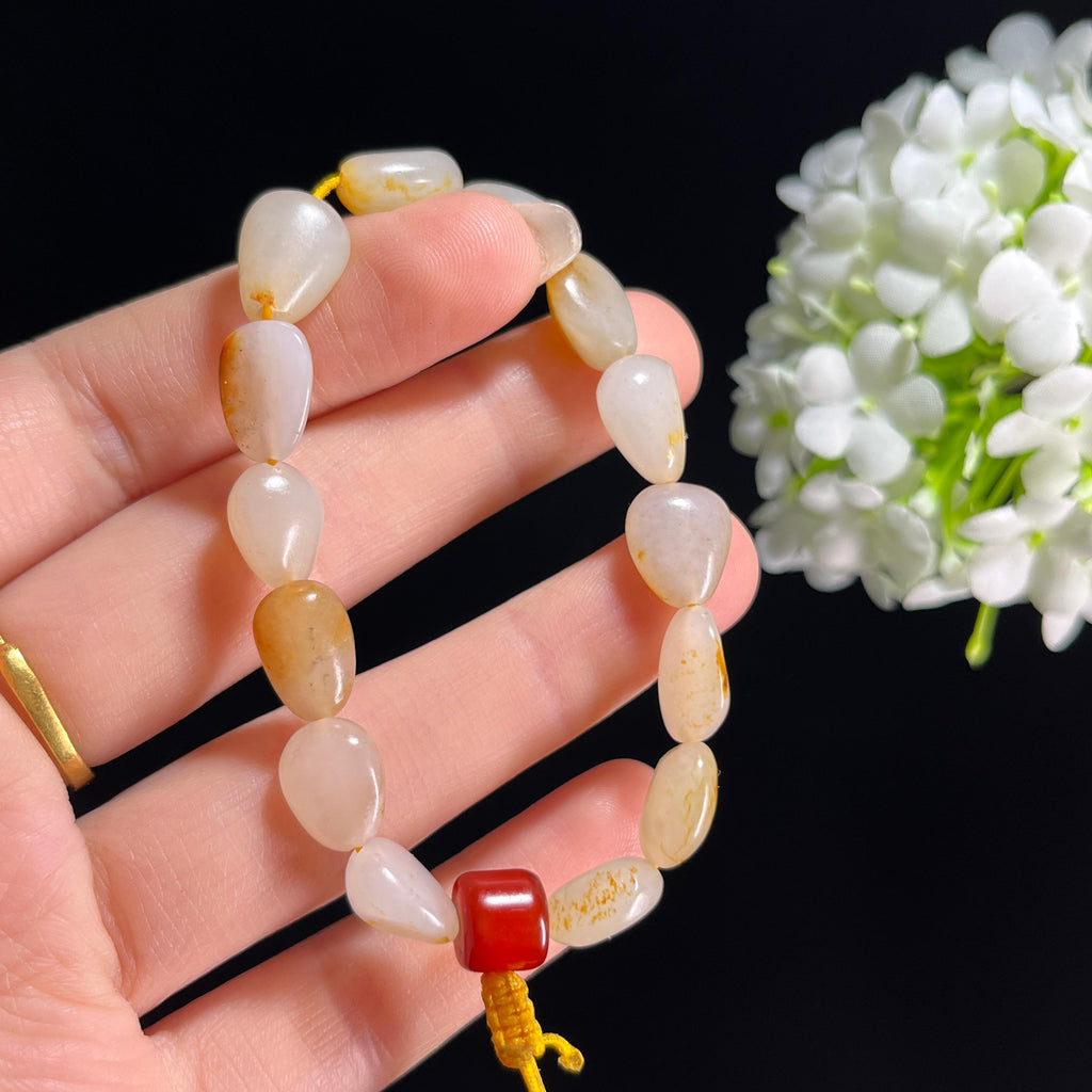 和田玉白玉洒金聚红皮籽料原籽手串（yc332538）