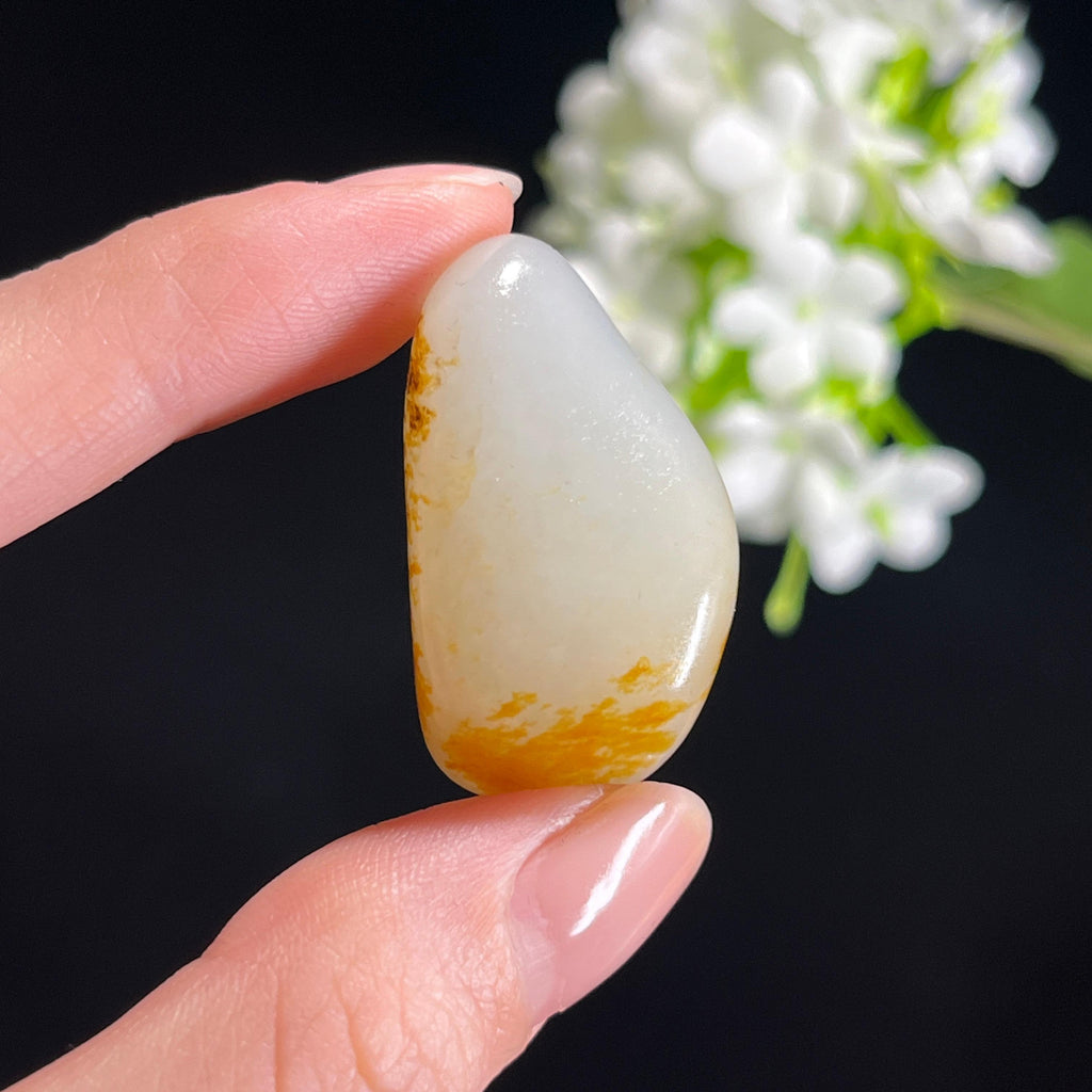 和田玉白玉“金沙画雪”洒金聚黄皮籽料（yc330163）