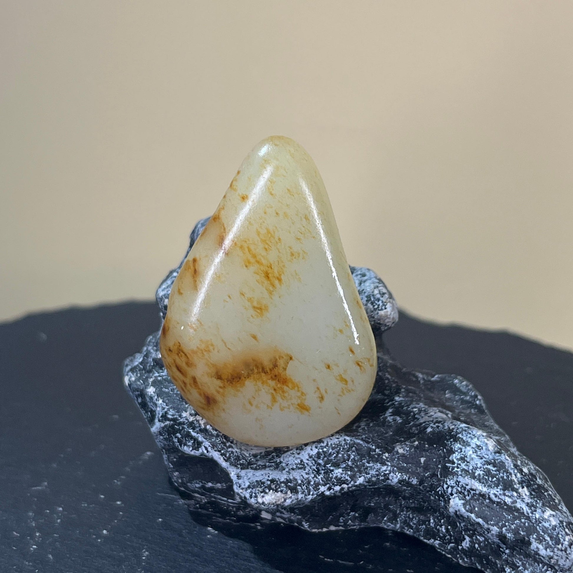 和田玉洒金皮籽料（yc204408）