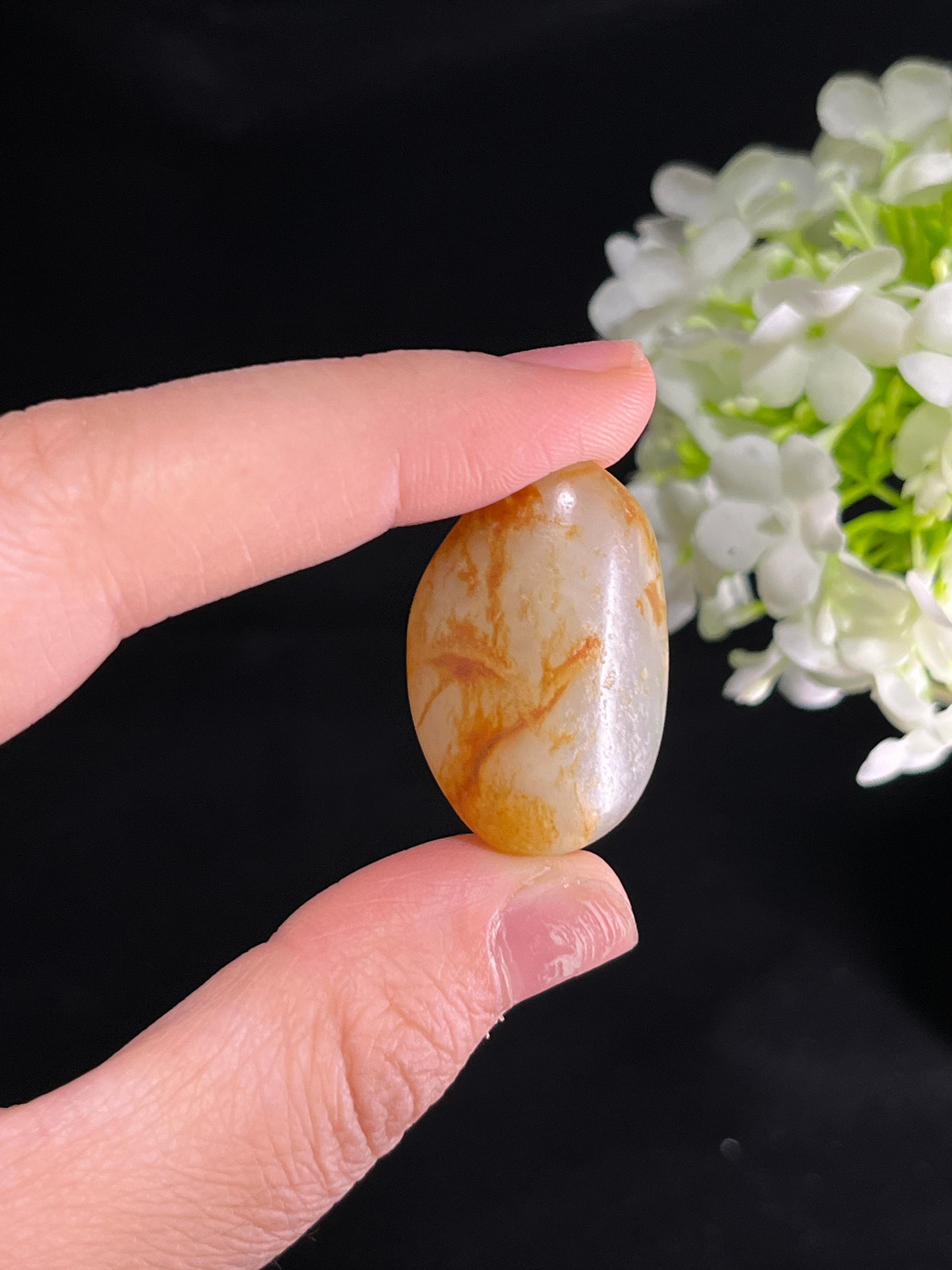 和田玉红皮（洒金皮）白肉籽料原石（yc249846）