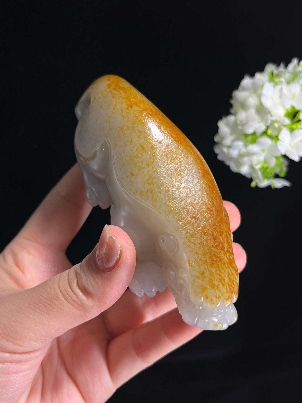 和田玉洒金皮“金皮瑞兽”招财貔貅雕刻手把件（yc274513）