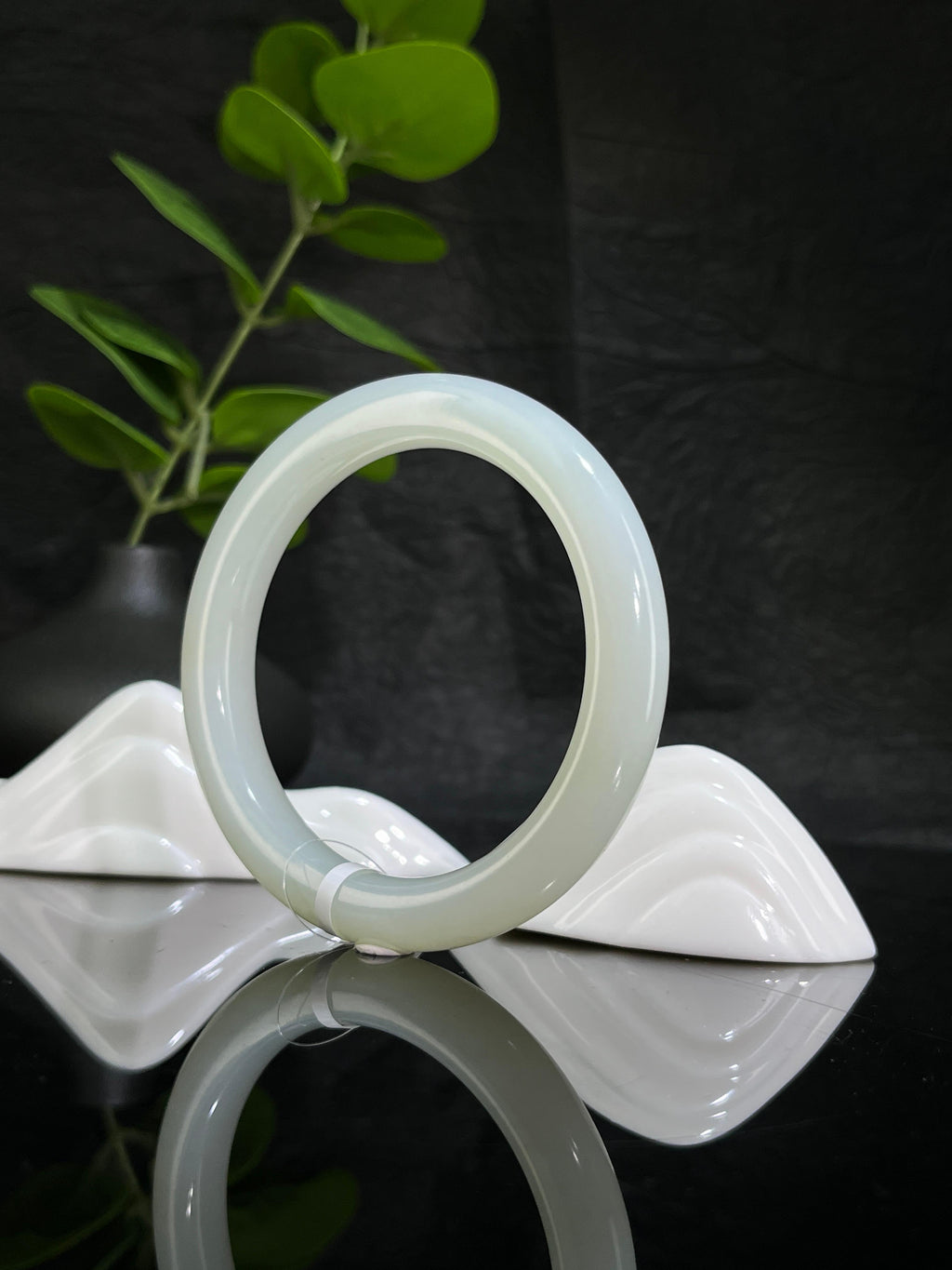 和田玉高青白手镯（59卡）（yc231973）