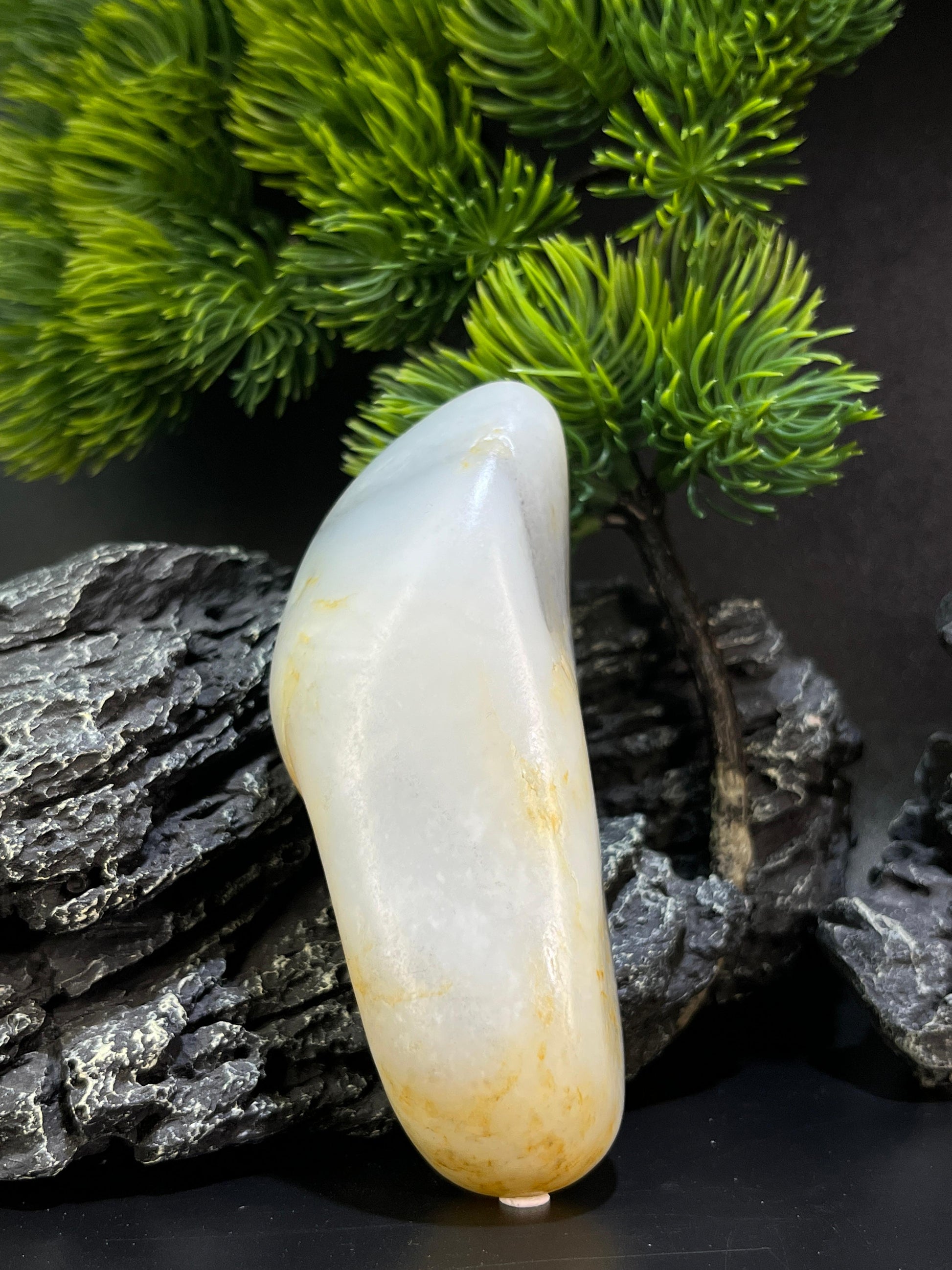 新疆天然和田玉洒金皮青花籽料原石手把件（yc224192）