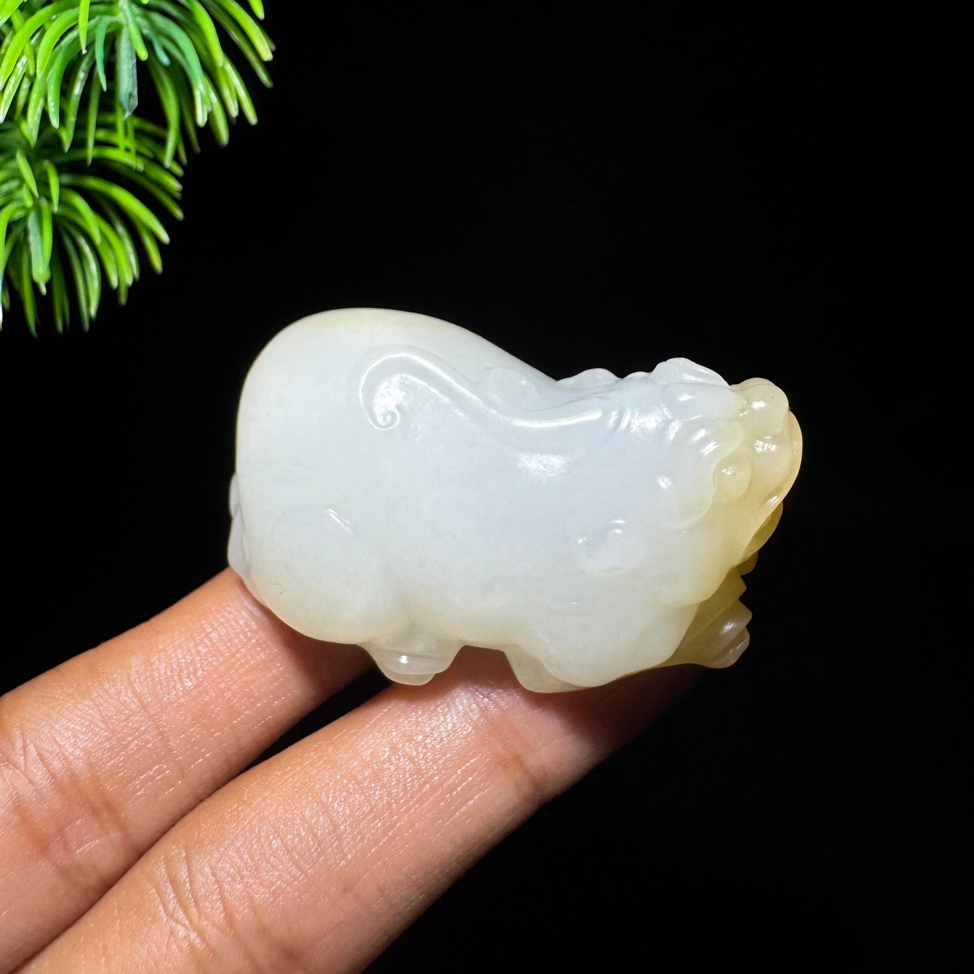 和田玉山料糖白貔貅（yc712736）