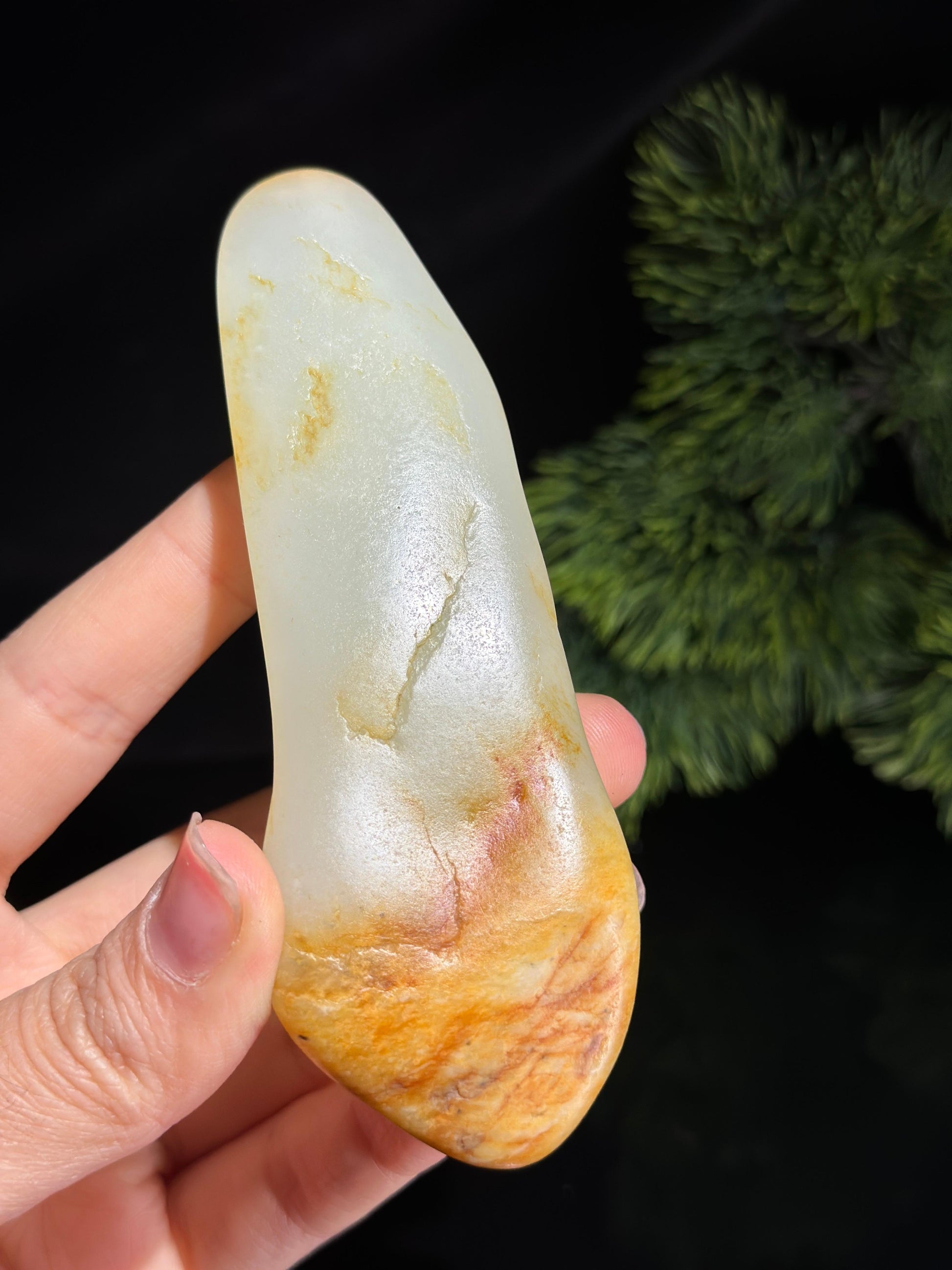 新疆和田玉白玉洒金聚红皮珍品籽料手把件（yc536296）