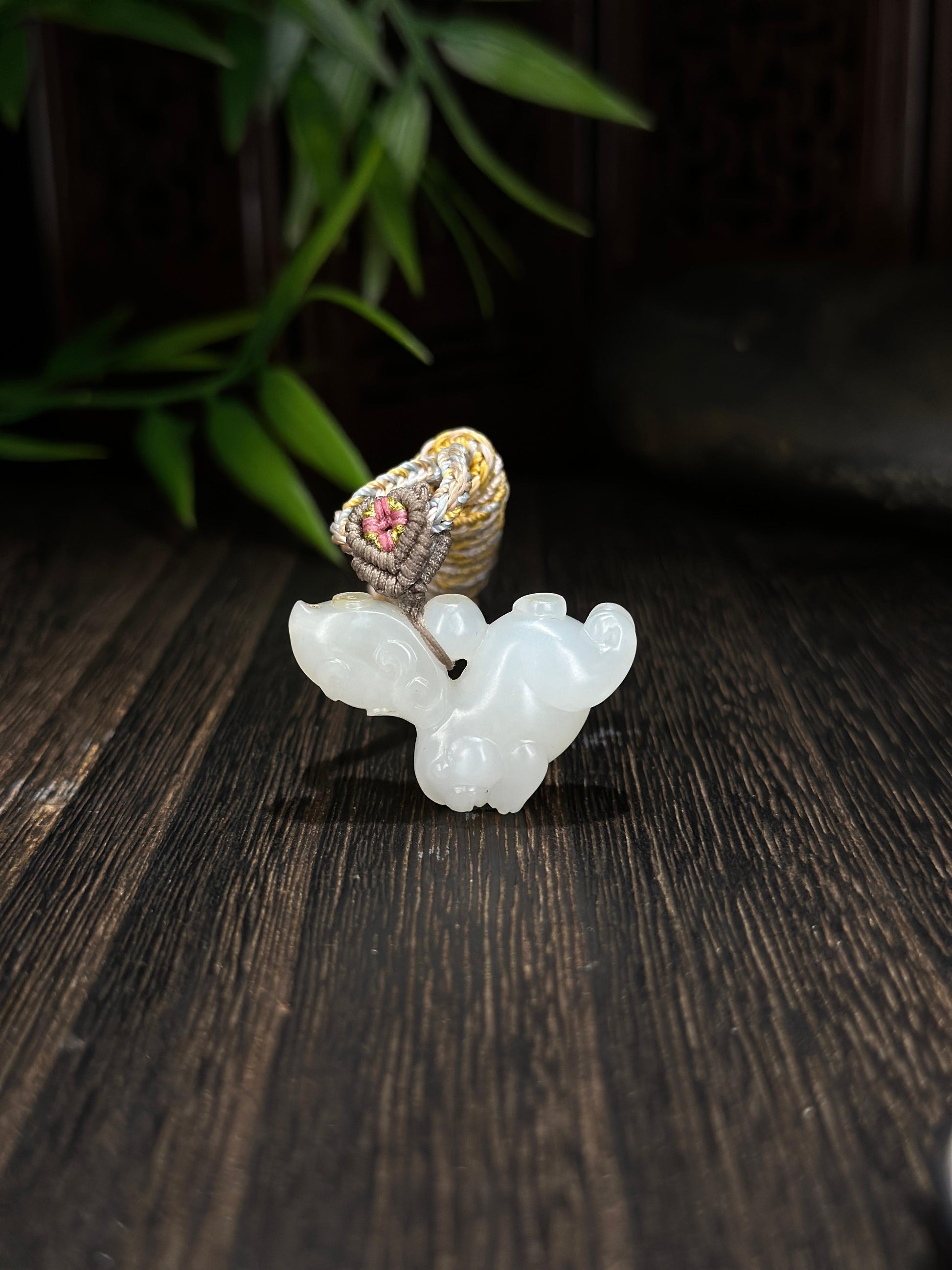 新疆和田玉白玉籽料貔貅挂件（yc712292）