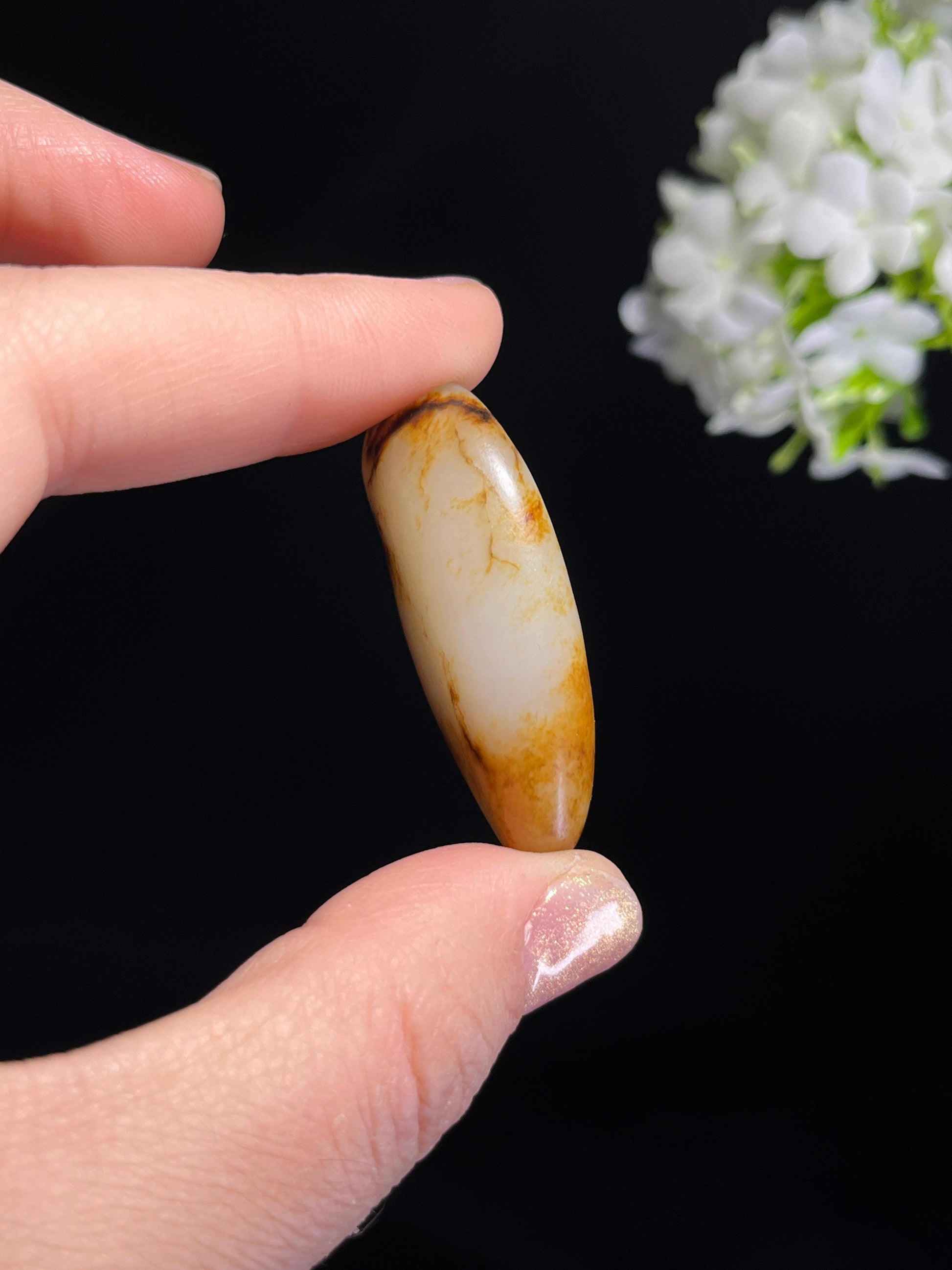 和田一级白玉意境秋梨皮籽料原石（yc264506）