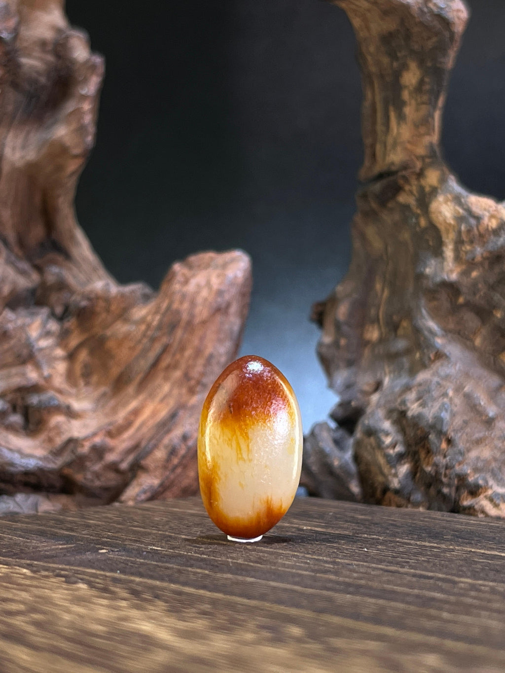 新疆和田玉天地聚红皮籽料原石包金挂件（yc229360）