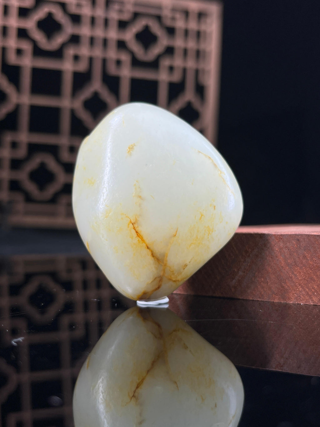 新疆和田玉白玉籽料原石聚红皮挂件4（yc234067）