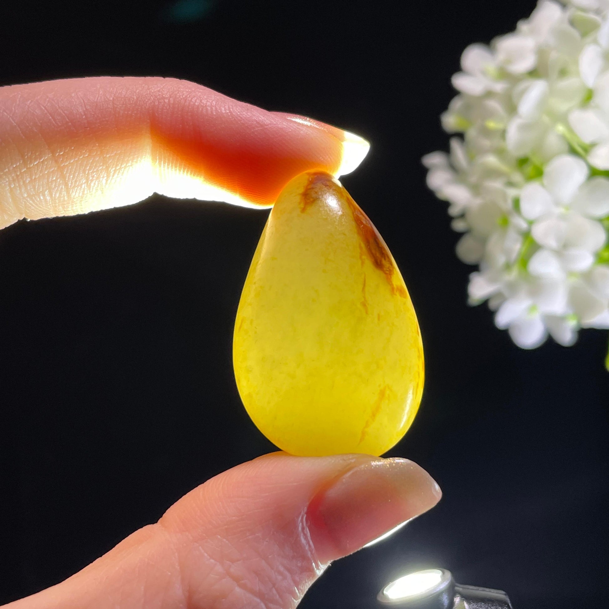 新疆天然和田玉“云边落霞”聚红皮籽料（yc318224）