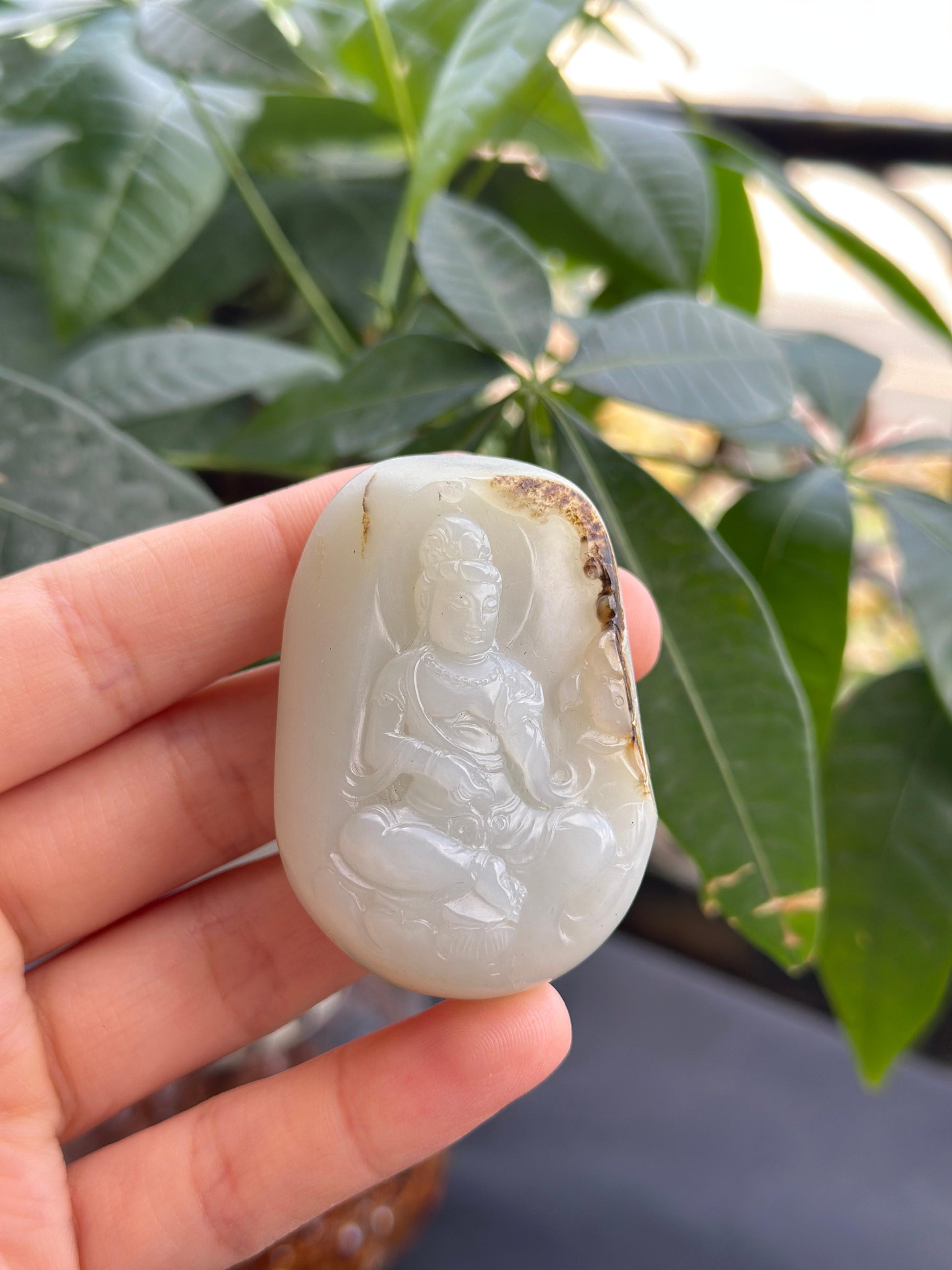 新疆和田玉精品白玉秋梨皮籽料花开见佛挂件（yc709204）