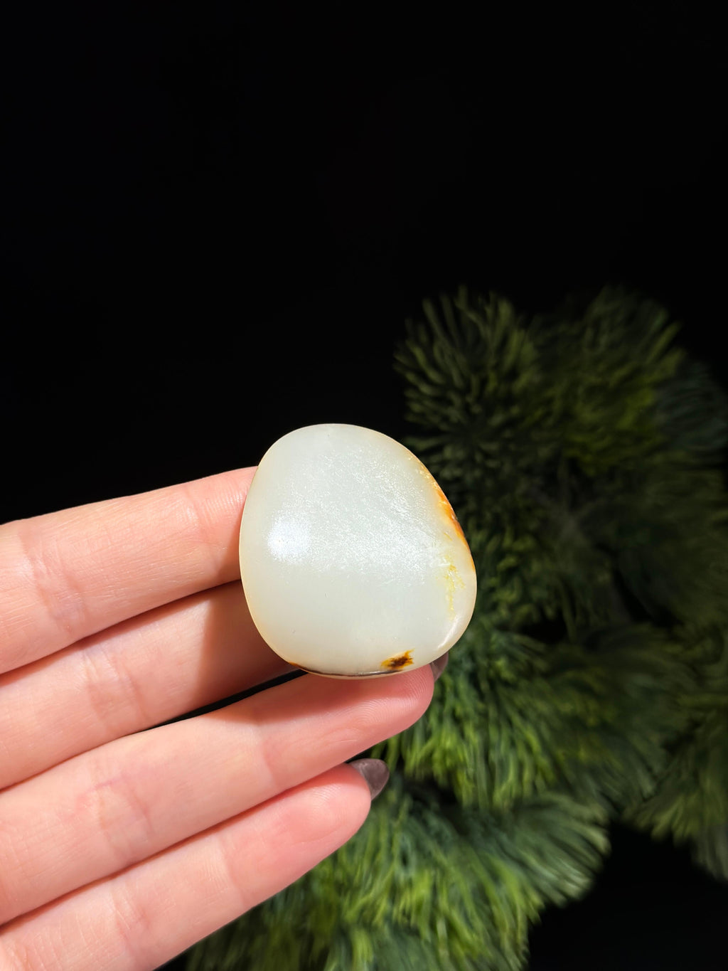 新疆和田玉白玉黑红皮特色挂件籽（yc503415）
