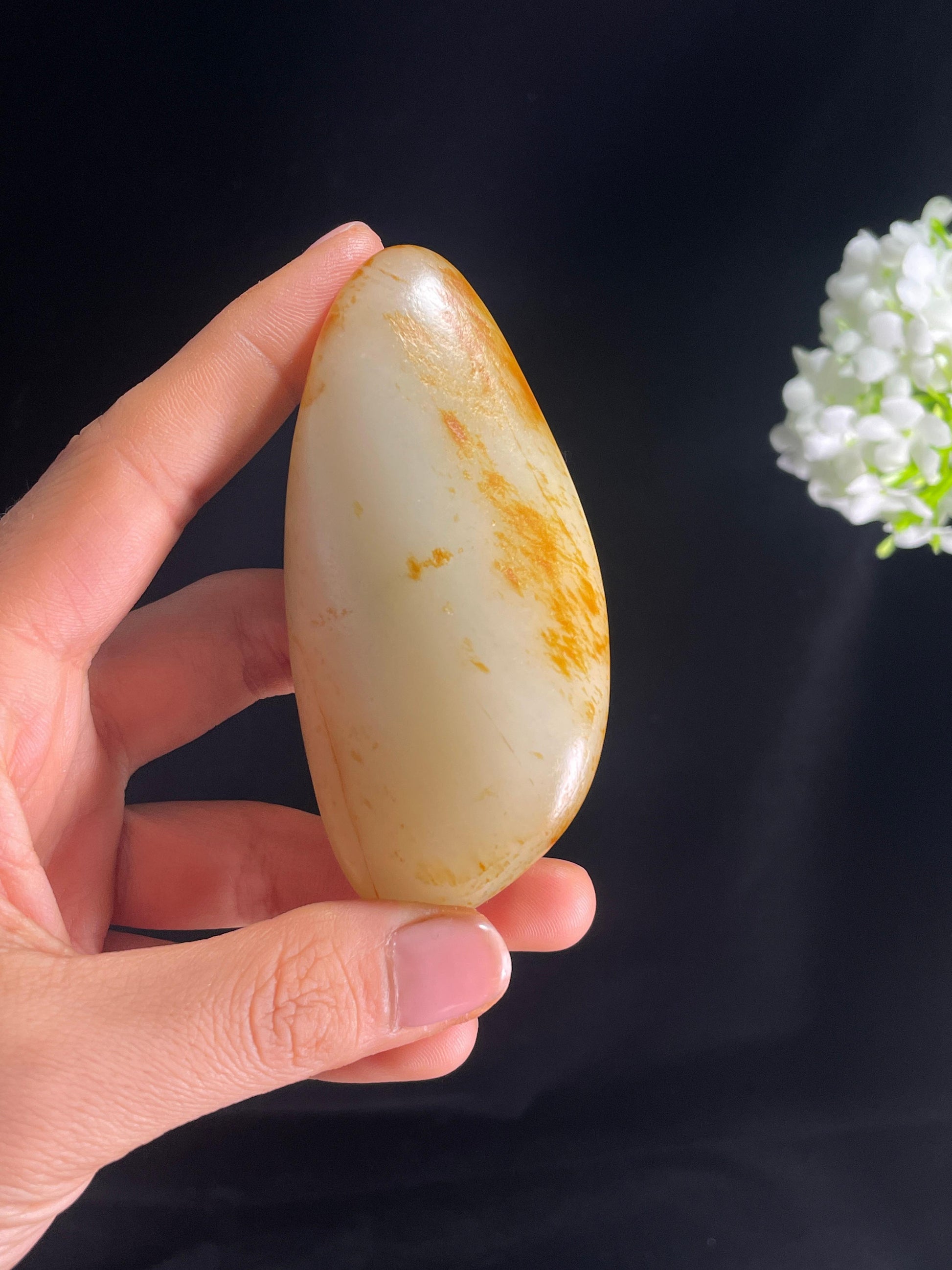 新疆天然和田玉籽料原石洒金皮小手把（yc266491）
