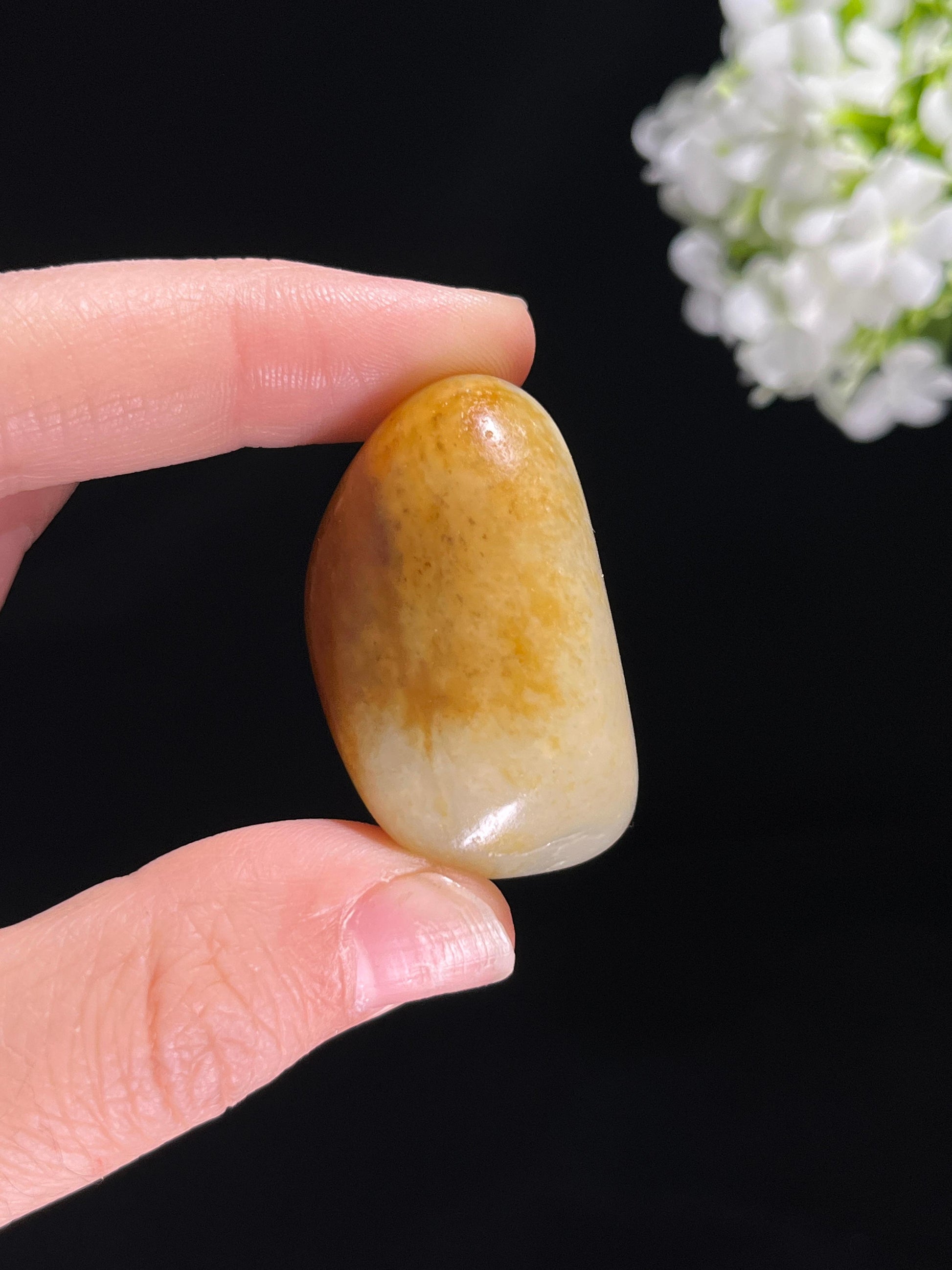 新疆和田玉小精品洒金沁色油皮籽料原石（yc255627）