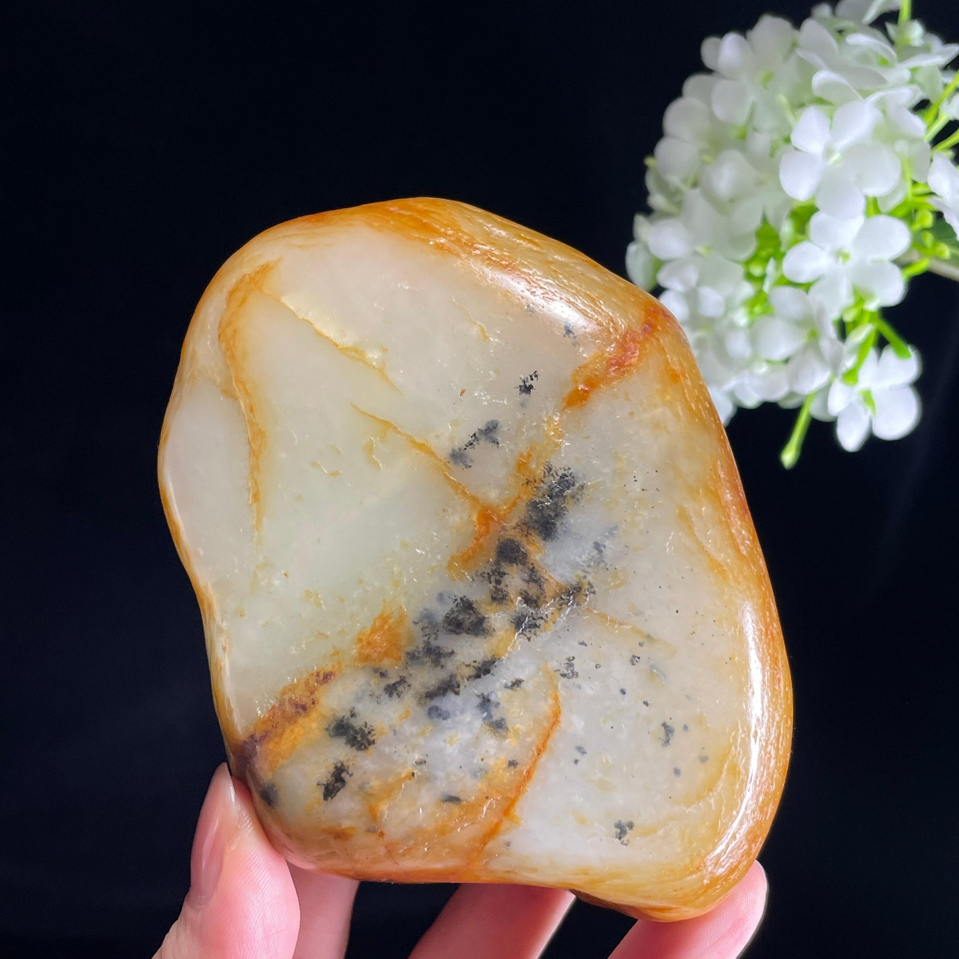 和田玉“锦材初呈”白玉聚红皮籽料做料（yc422492）