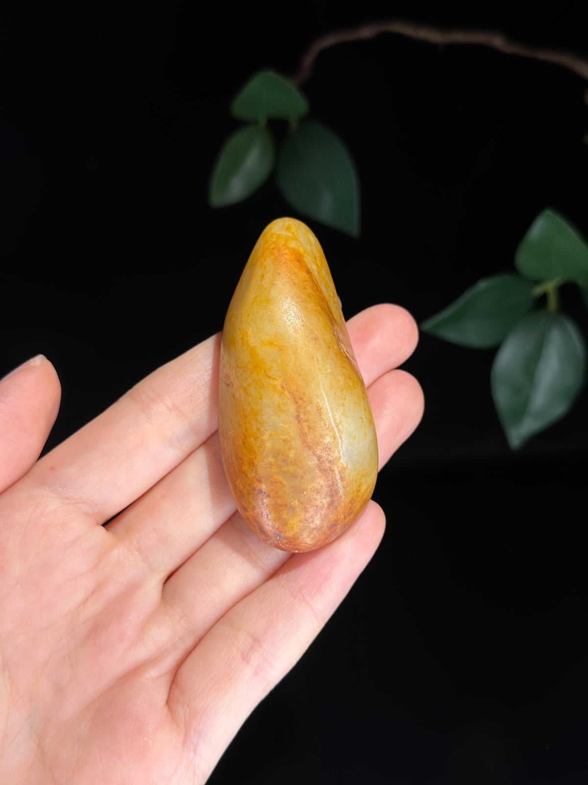 精品新疆和田玉白玉满洒金皮籽料（yc775658）