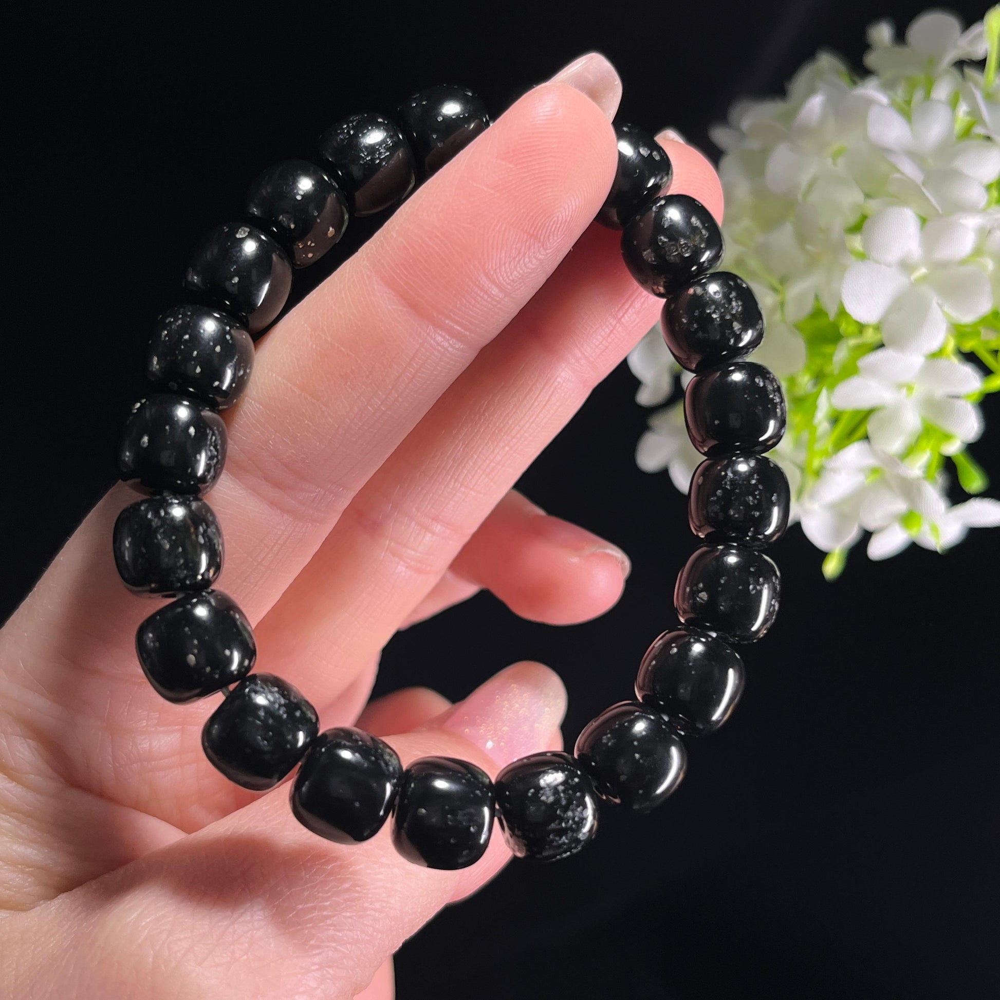 新疆天然和田玉籽料黑青老型珠手串（yc356756）