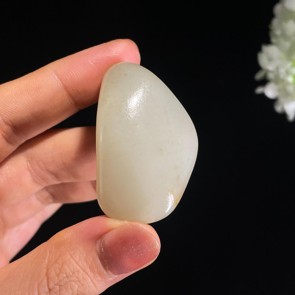 和田玉“清光自照”白玉淡洒金皮籽料（yc422769）