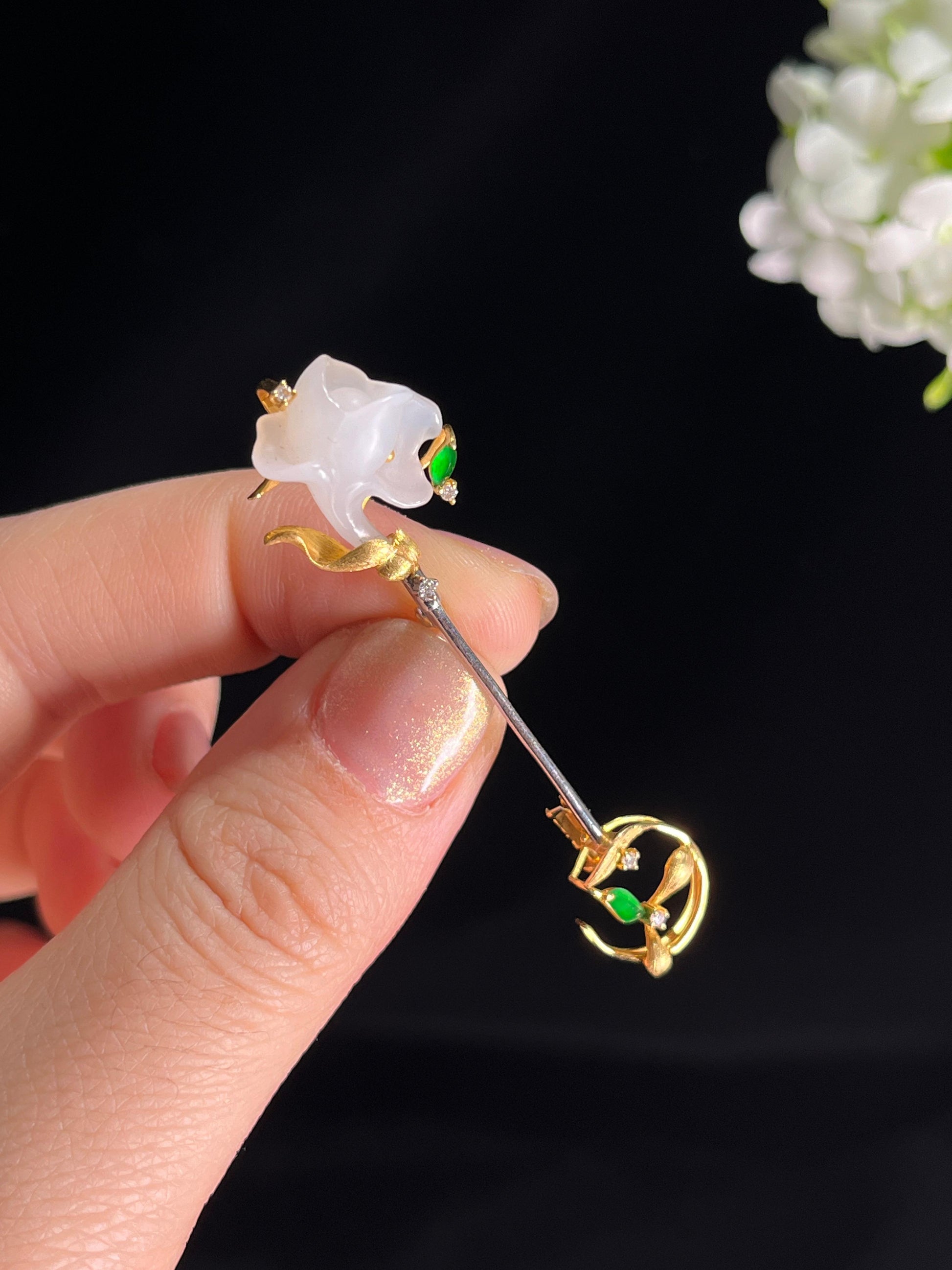 新疆天然和田玉白玉18k金镶兰花胸针（yc268068）