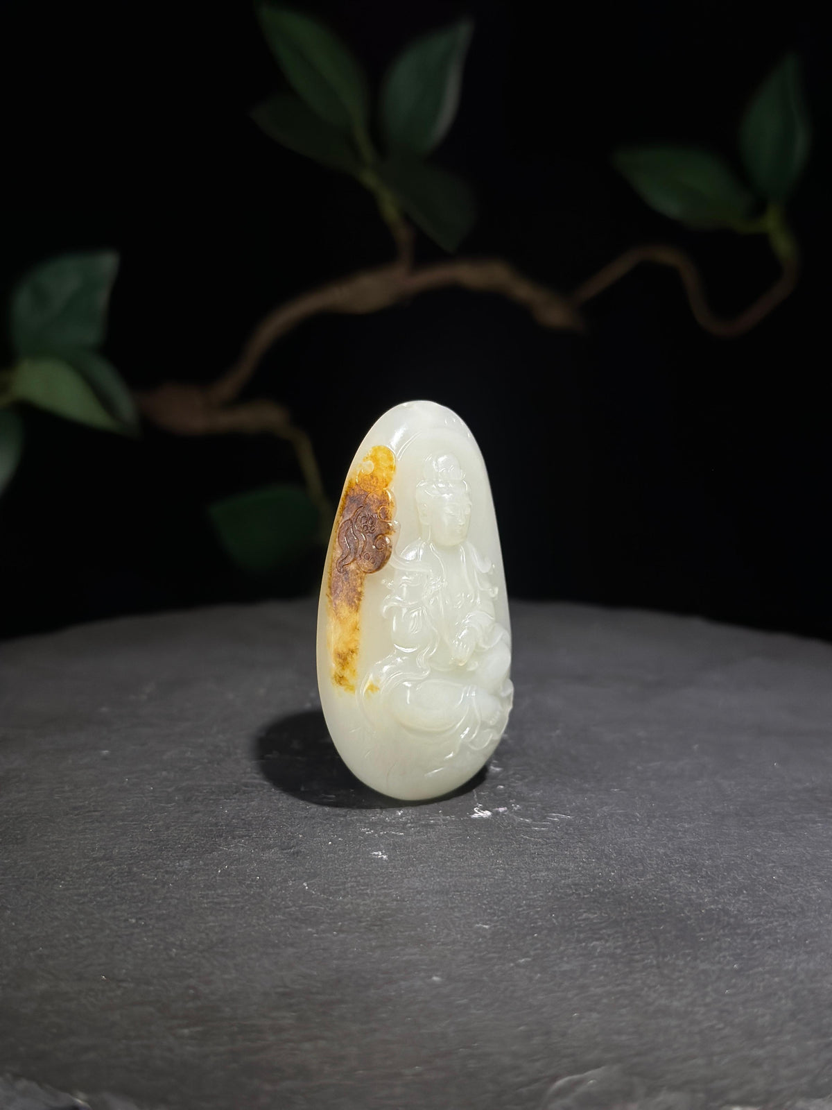 和田玉.籽料红皮观音吊坠（yc777157）