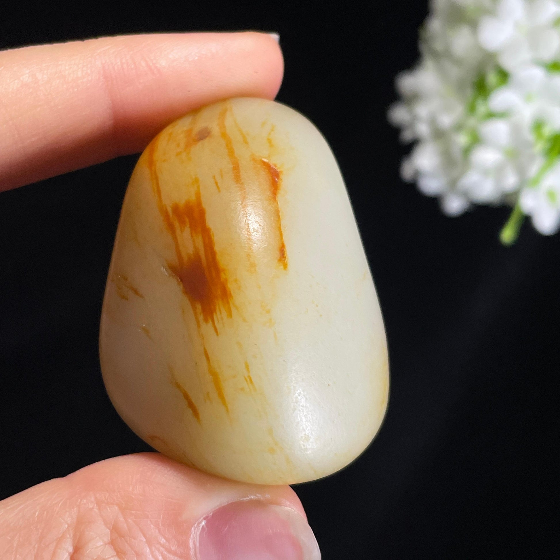和田玉暖白种“朱丝玉影”洒红皮籽料（yc416537）