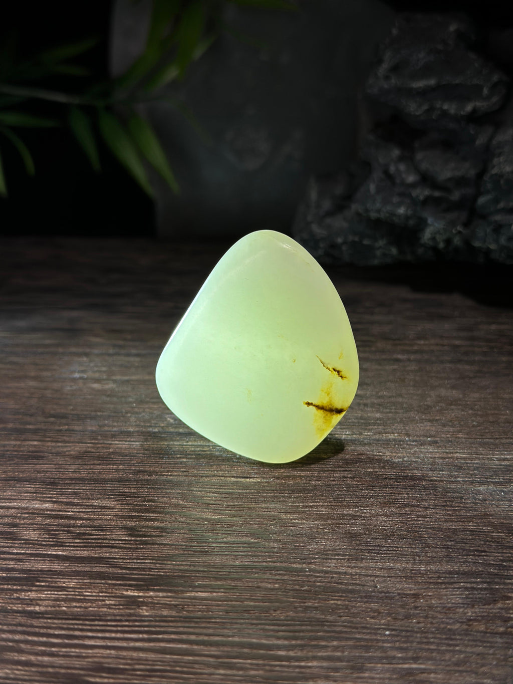 新疆和田玉珍品光白籽淡洒金皮籽料挂件（yc716067）