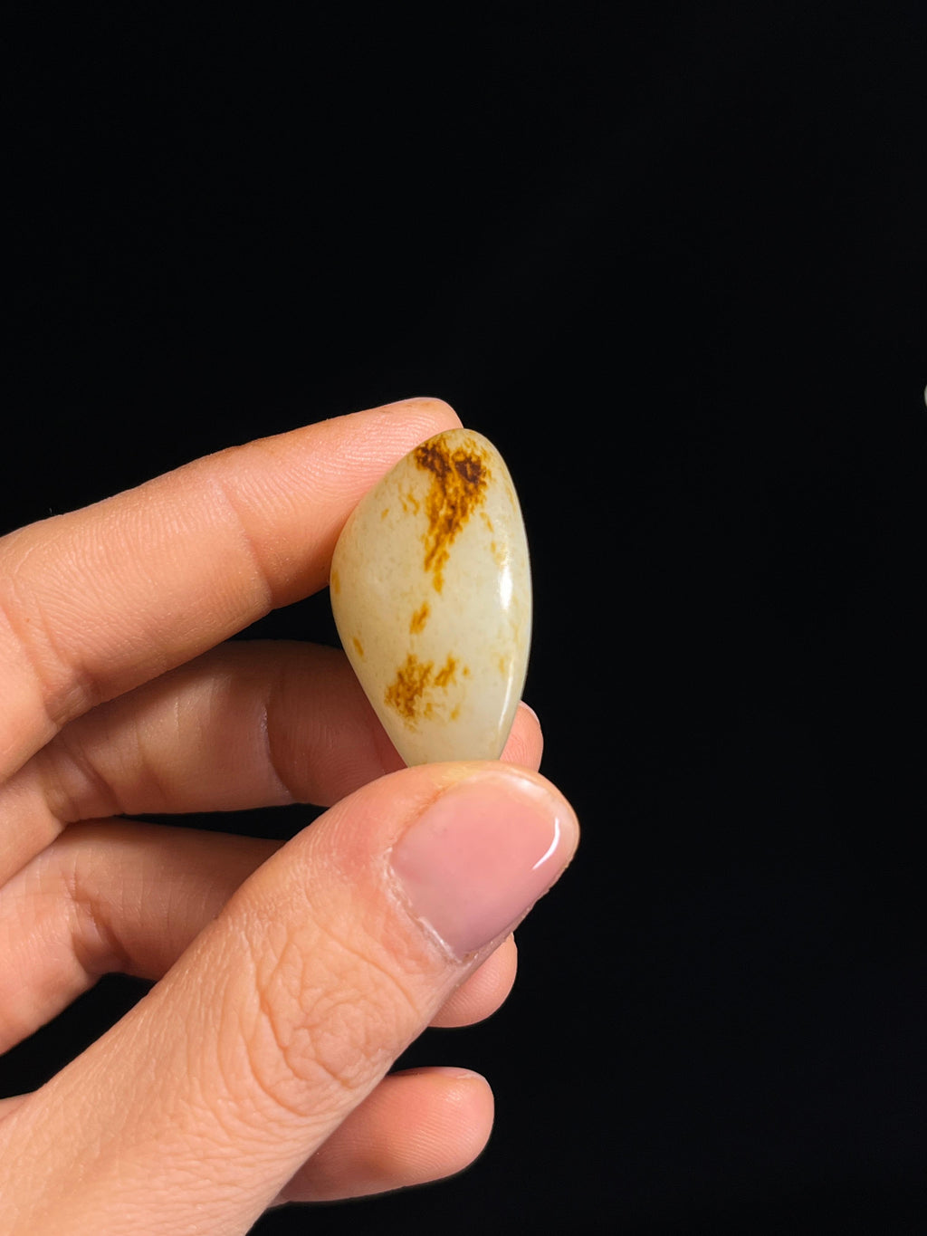 新疆天然和田玉白玉籽料原石挂件（yc263898）