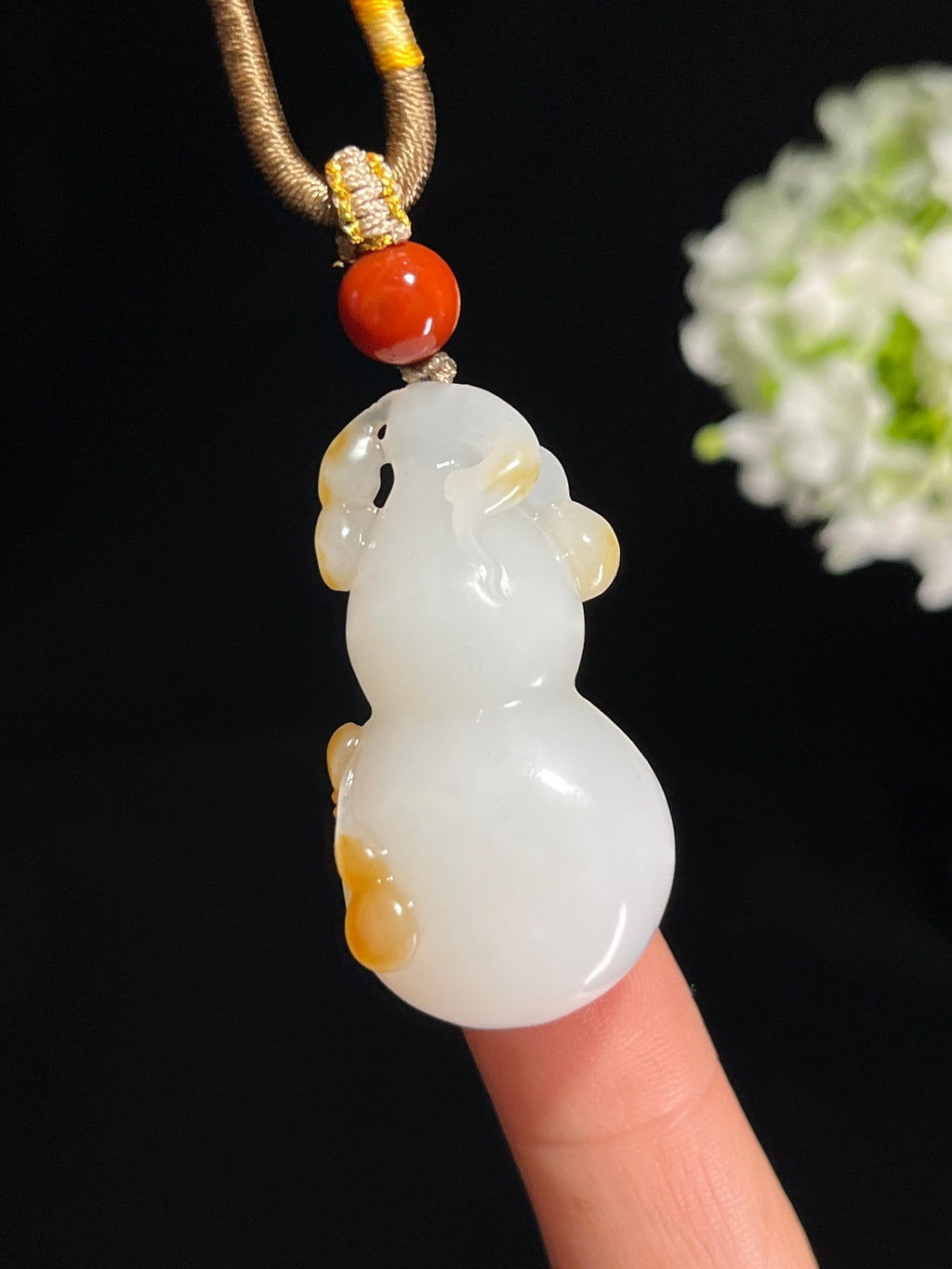 和田玉且末糖白玉葫芦雕刻挂件（yc244867）