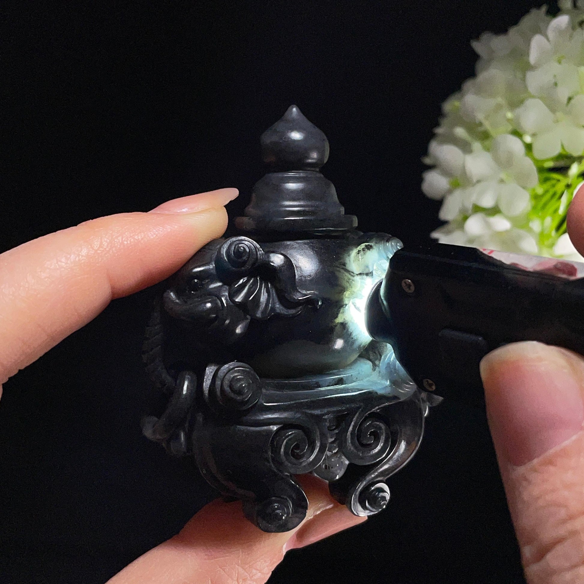 和田玉青花双象耳香炉雕件（yc389152）