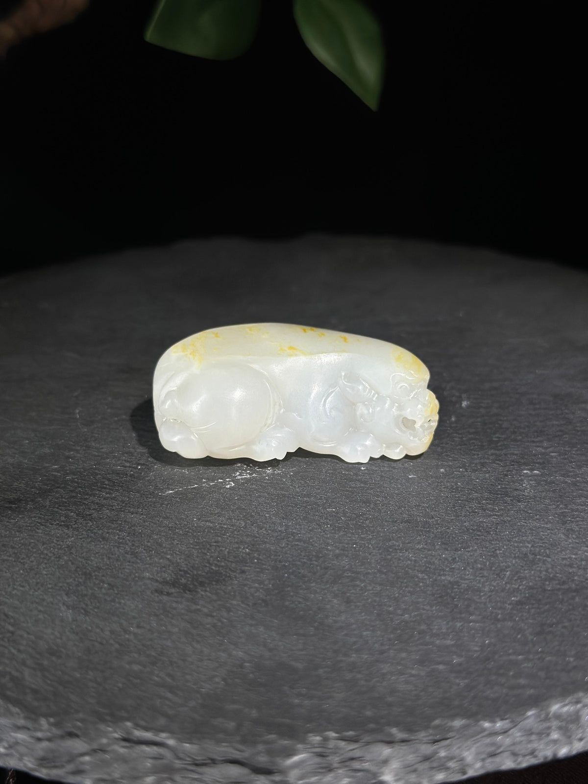 和田玉.籽料洒金皮貔貅挂件（yc786071）
