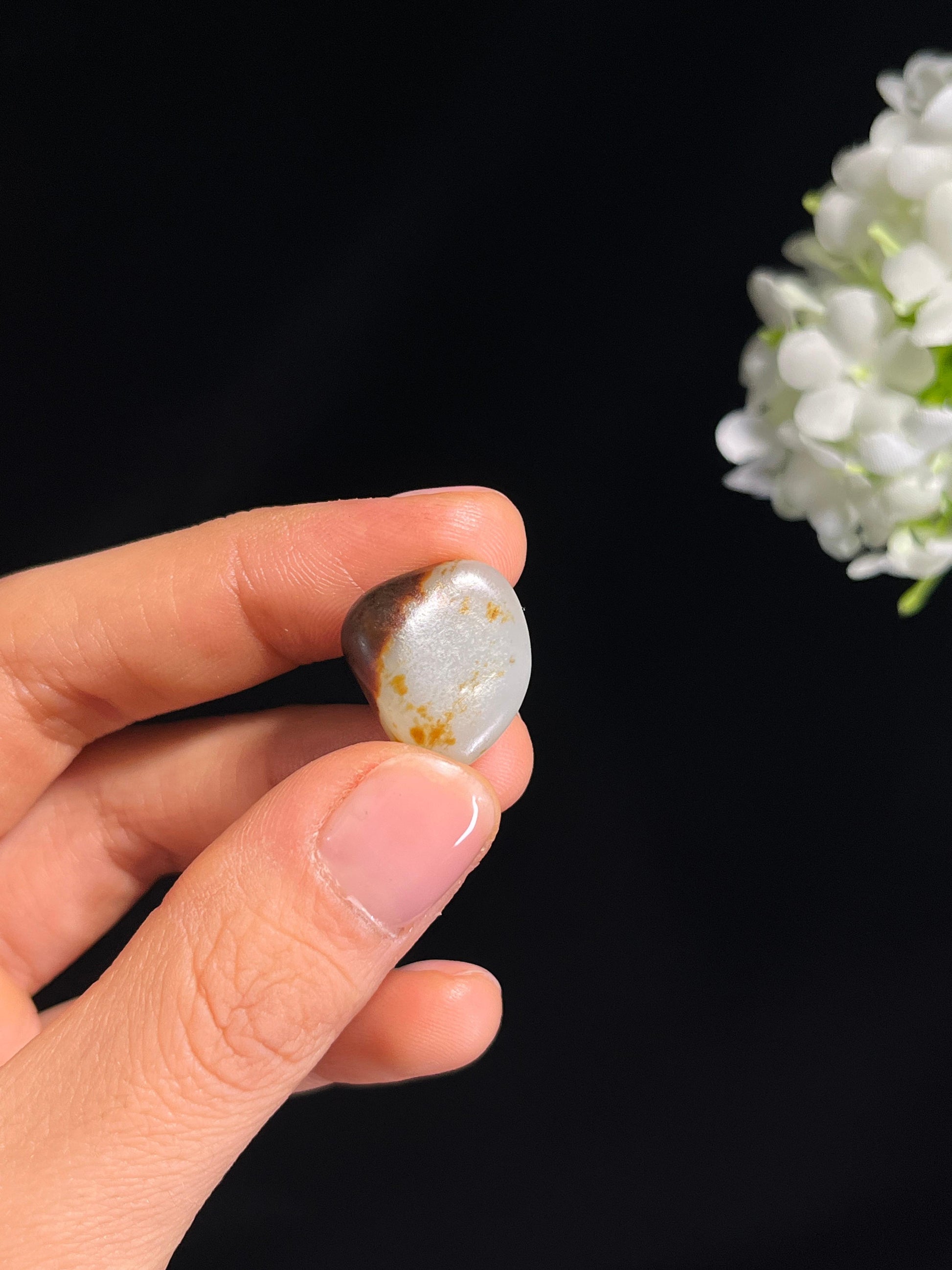 疆天然和田玉白玉籽料原石挂件（yc264032）