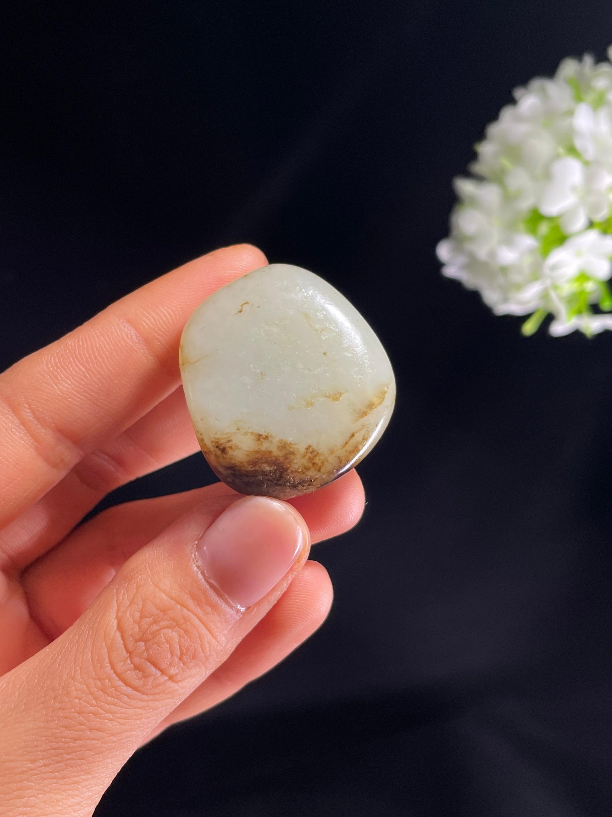 和田玉白玉秋梨皮籽料原石（yc264631）