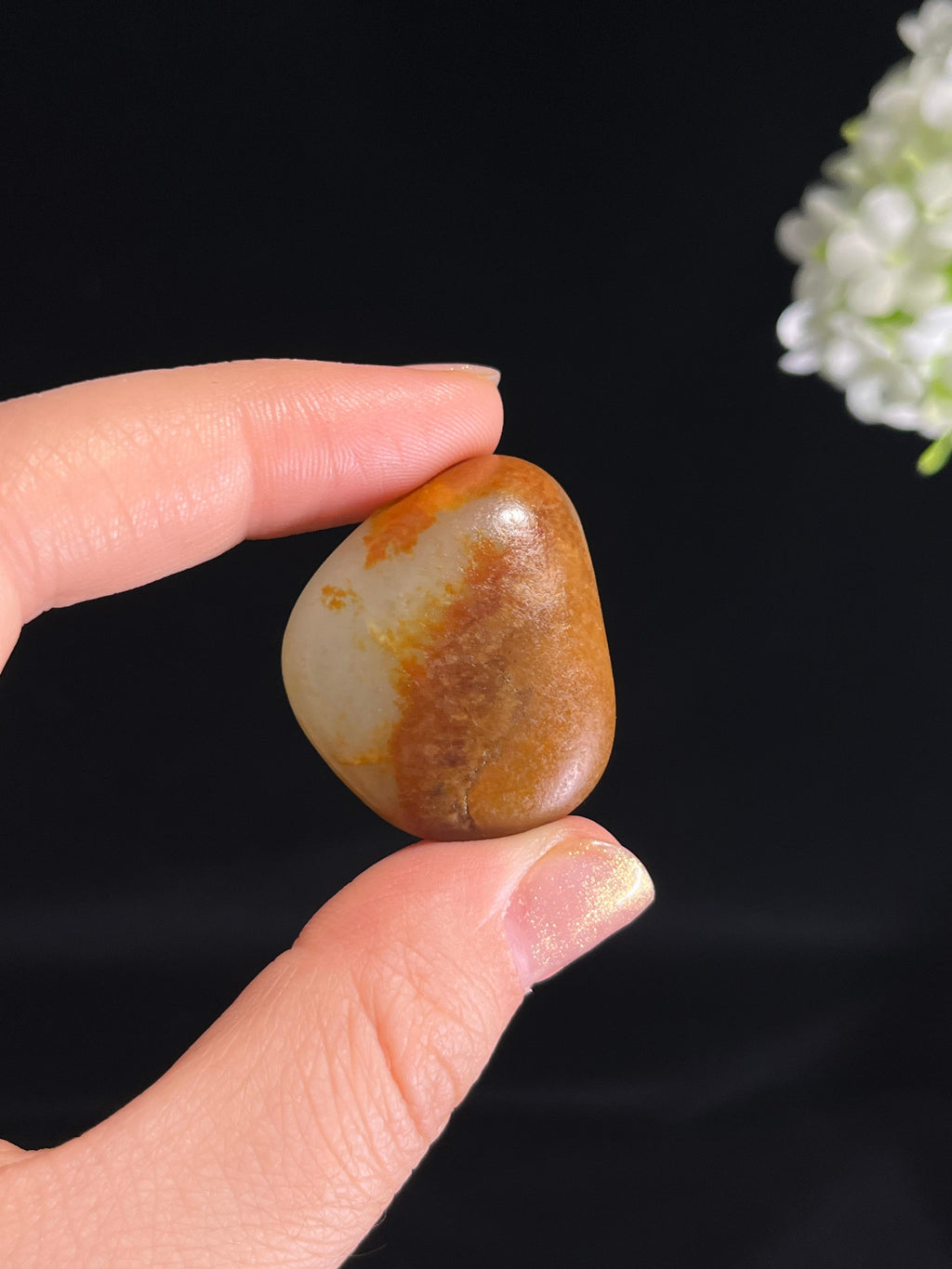 和田玉青白种聚红皮籽料原石（yc271705）