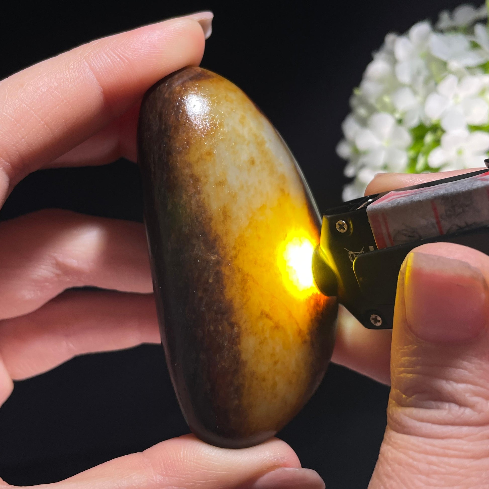 2026.4.9广告流，和田玉白玉“墨云抱月”聚黑皮籽料（yc386222）