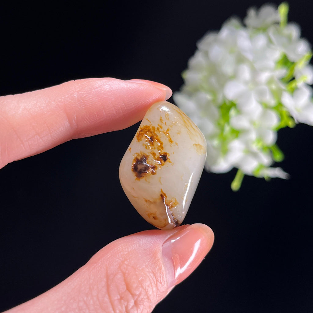 和田玉白玉“星雨洒江”洒红皮籽料（yc350929）