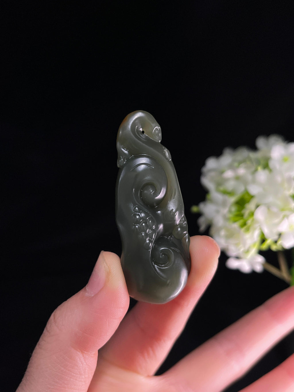 和田玉青玉雕刻挂件（yc251752）