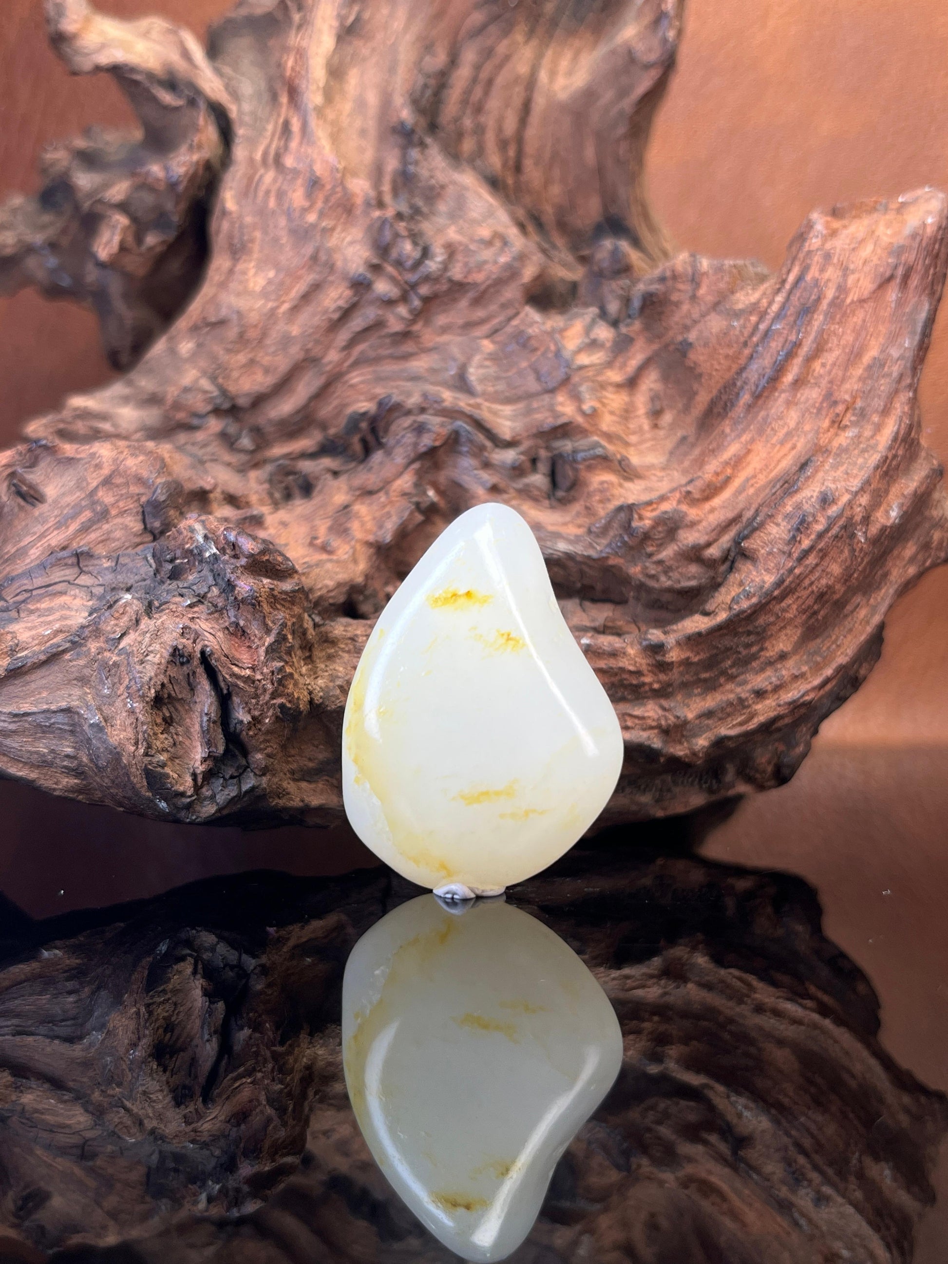 新疆和田玉洒金皮籽料原石包金挂件（yc228169）