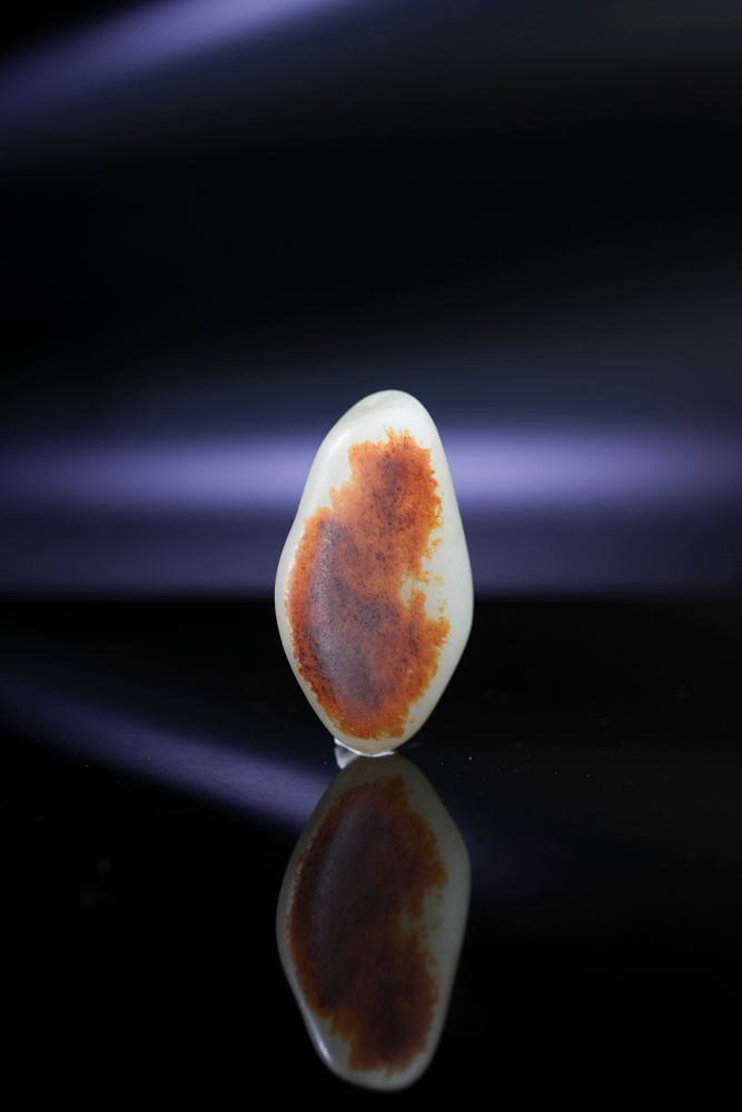 和田一级白玉聚红皮“金皮聚财”籽料原石（yc257851）