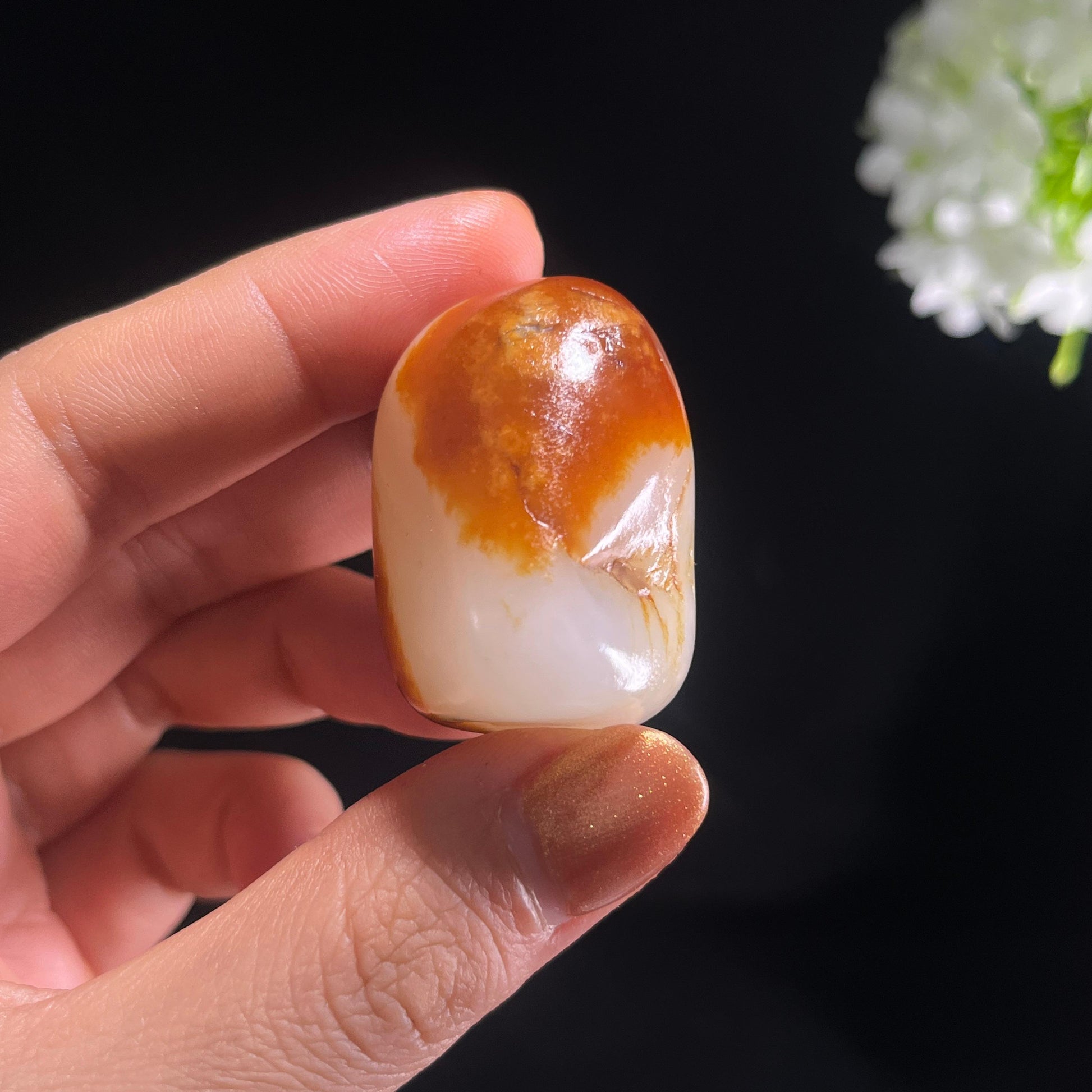 和田玉白玉“流霞环月”双面聚红皮珍品籽料（yc387424）