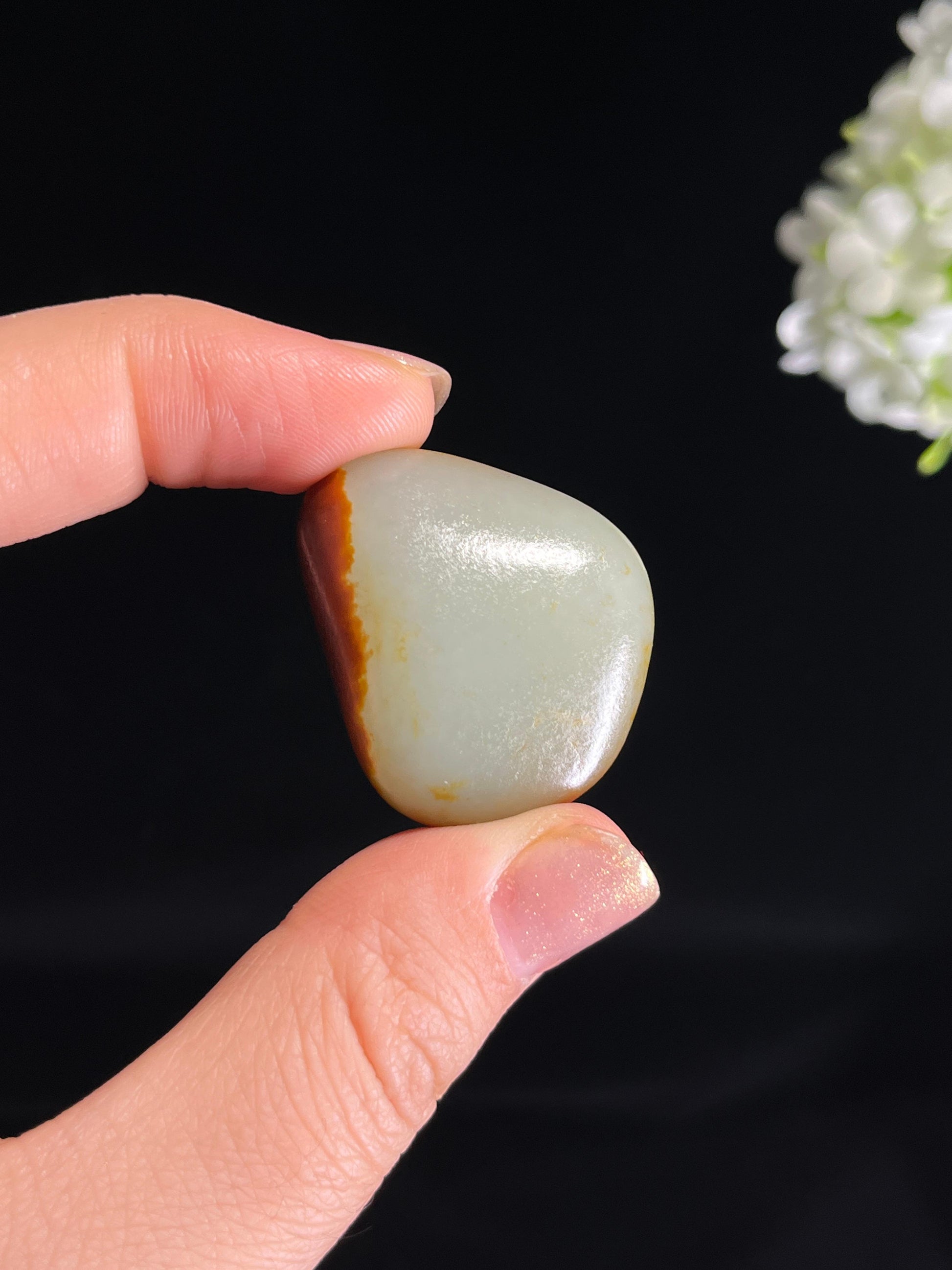 和田玉青白种聚红皮籽料原石（yc271705）